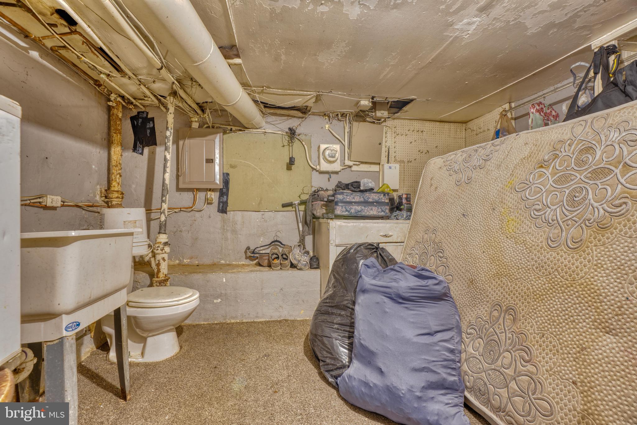 HIGHLANDTOWN - Residential