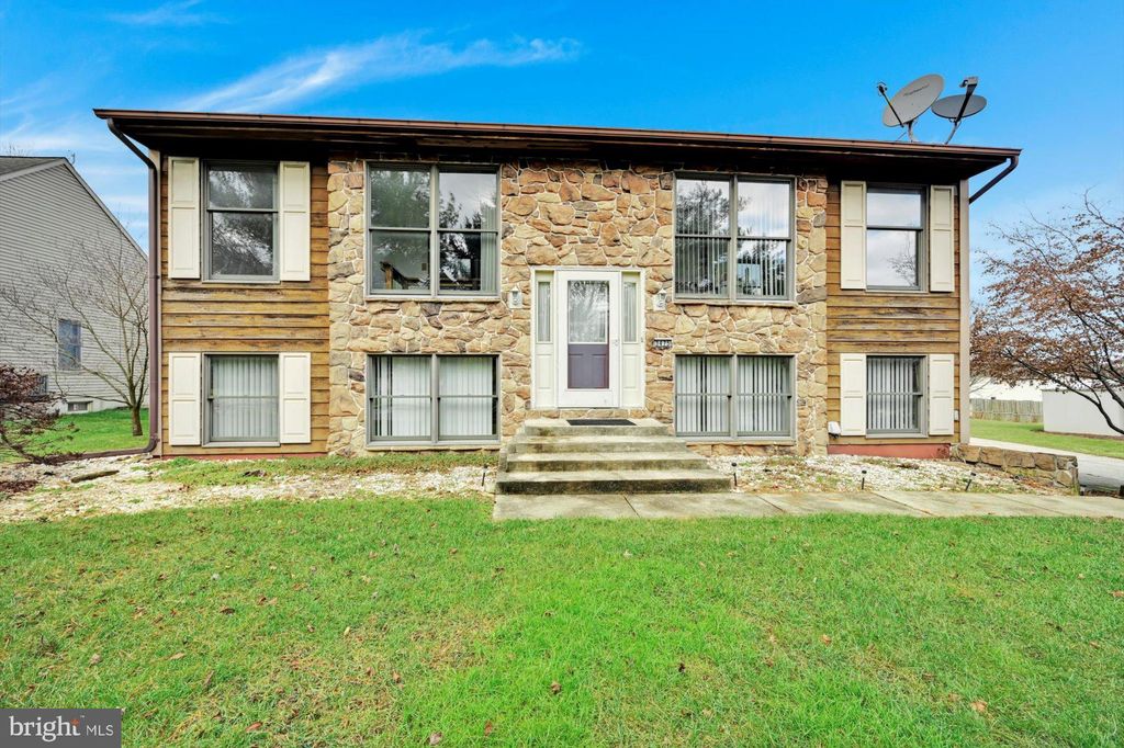 Photo of 3475 ROTHSVILLE RD, EPHRATA, PA 17522 (MLS # PALA2029346)