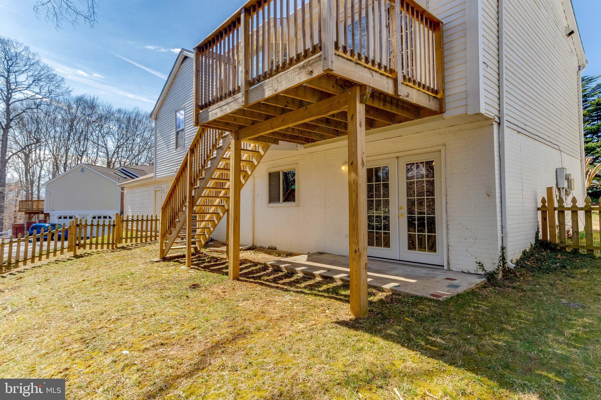 SUNRISE PLAT FIVE - Residential