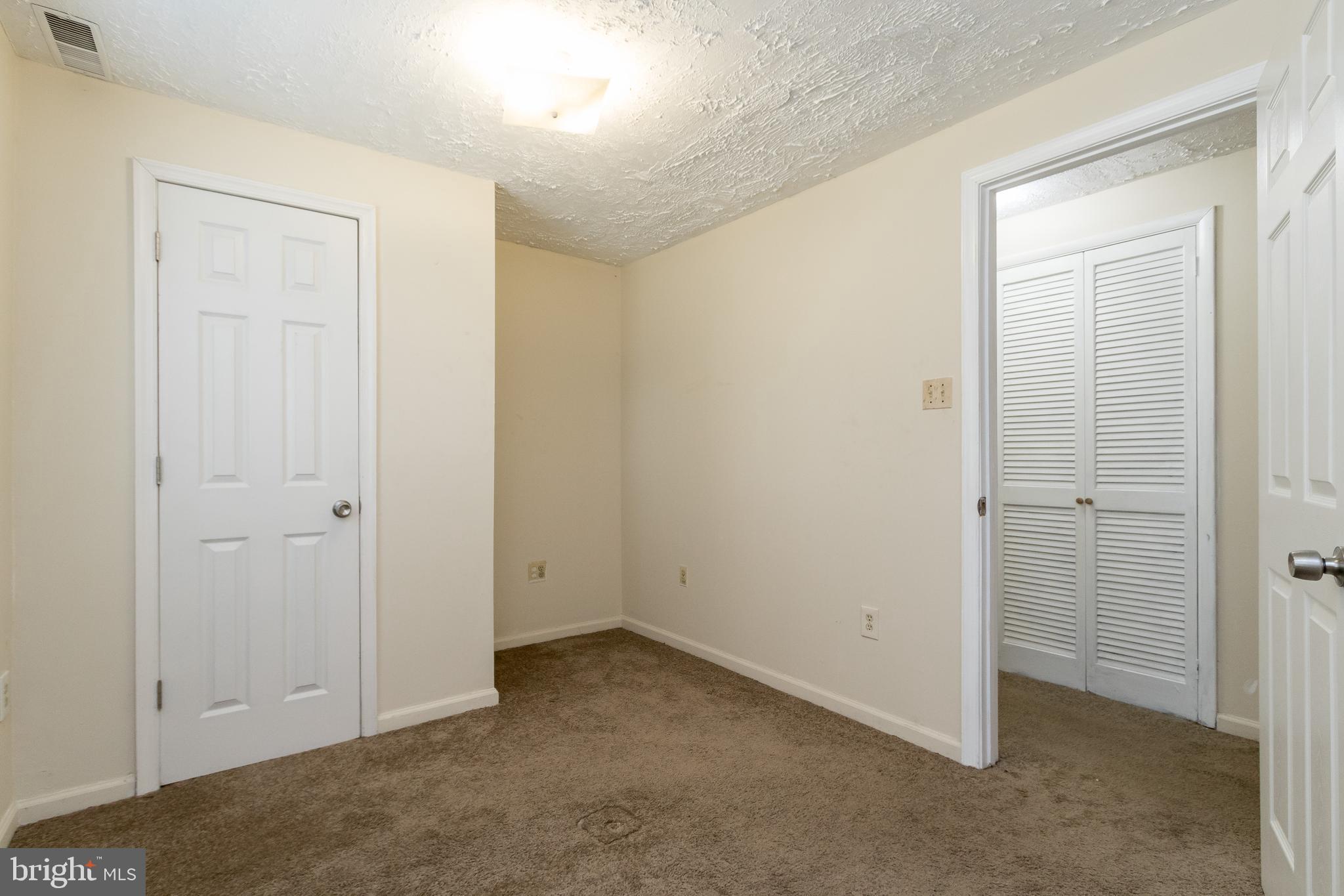 SUNRISE PLAT FIVE - Residential