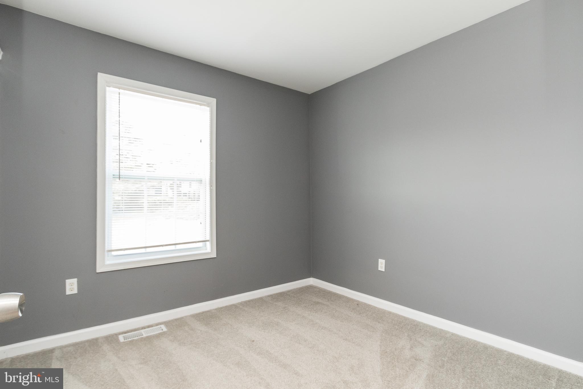 SUNRISE PLAT FIVE - Residential