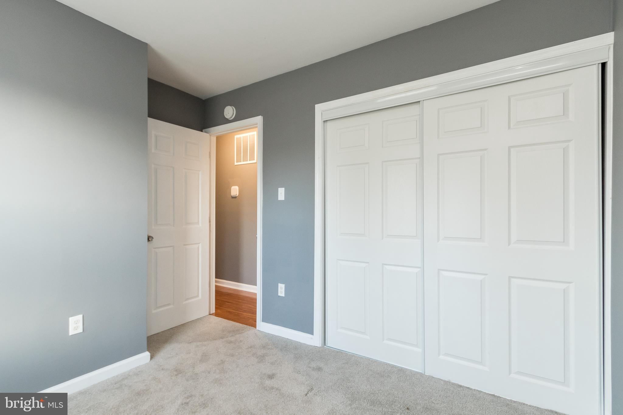 SUNRISE PLAT FIVE - Residential