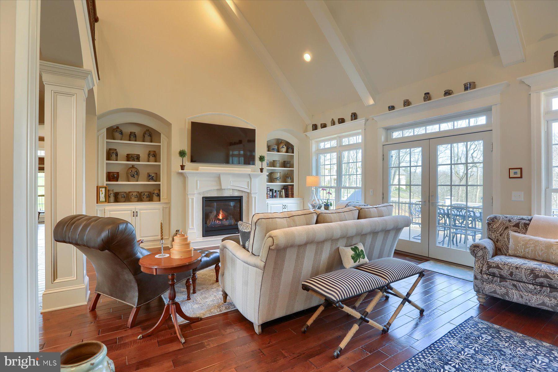 PINEHURST HILLS - Residential