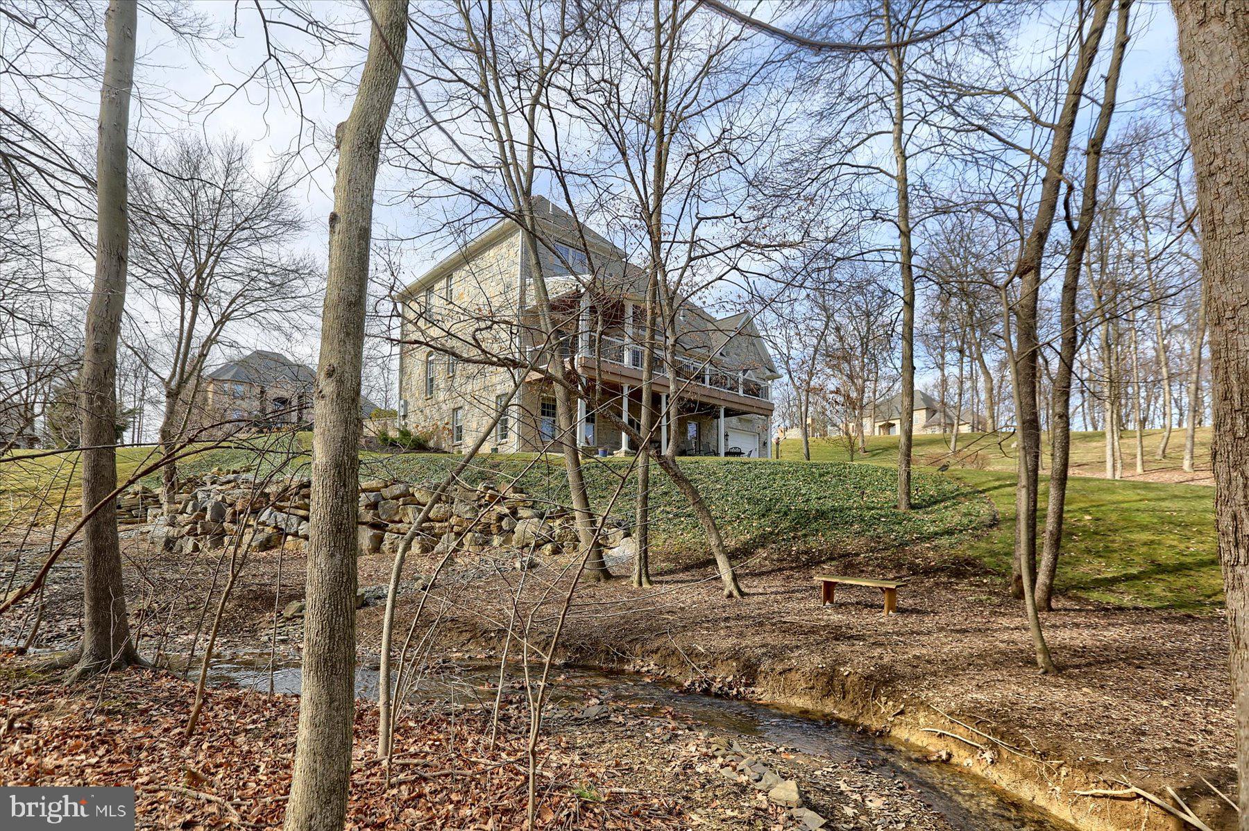 PINEHURST HILLS - Residential