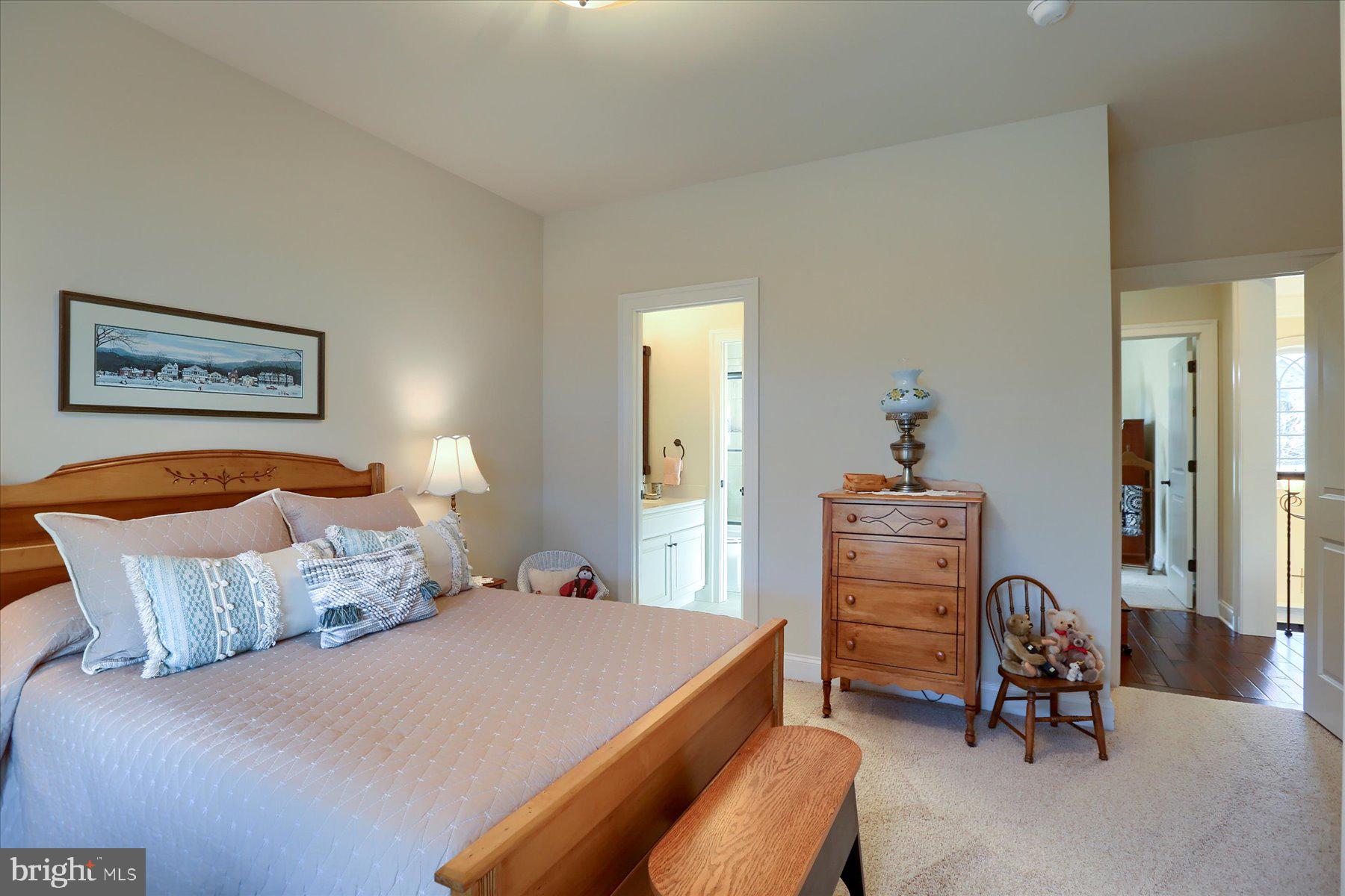 PINEHURST HILLS - Residential