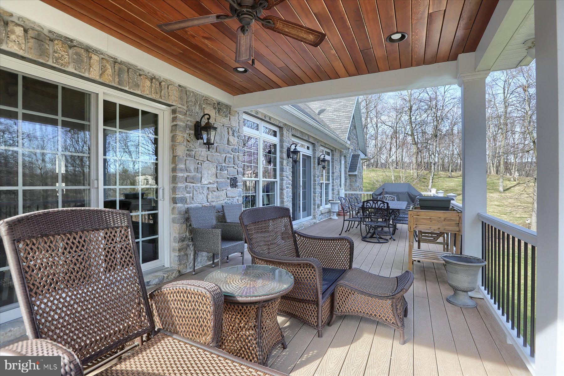 PINEHURST HILLS - Residential