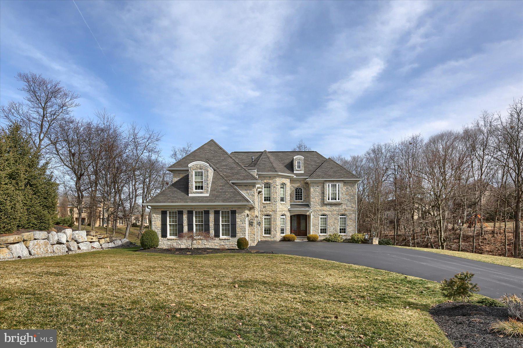 PINEHURST HILLS - Residential