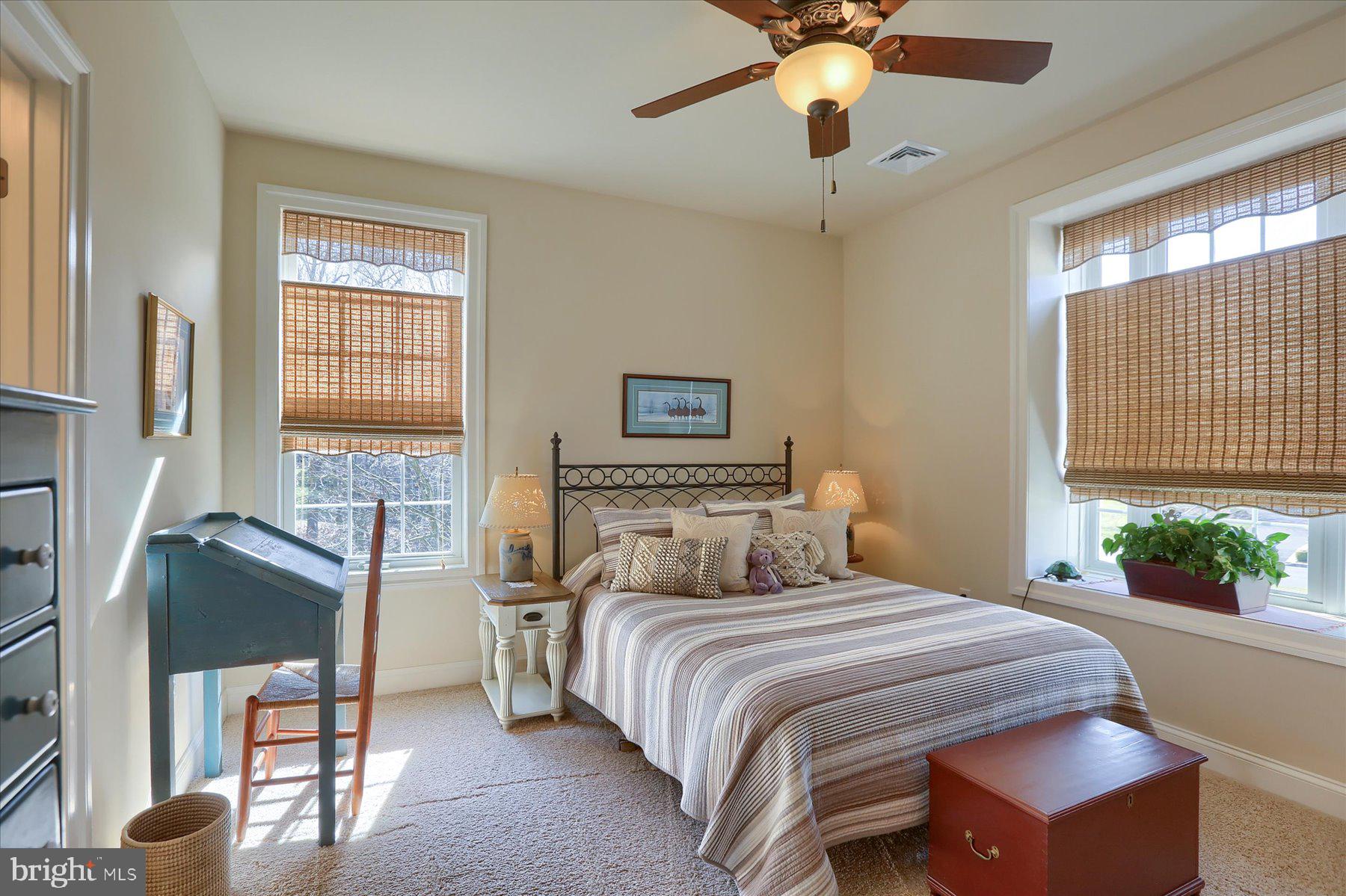 PINEHURST HILLS - Residential