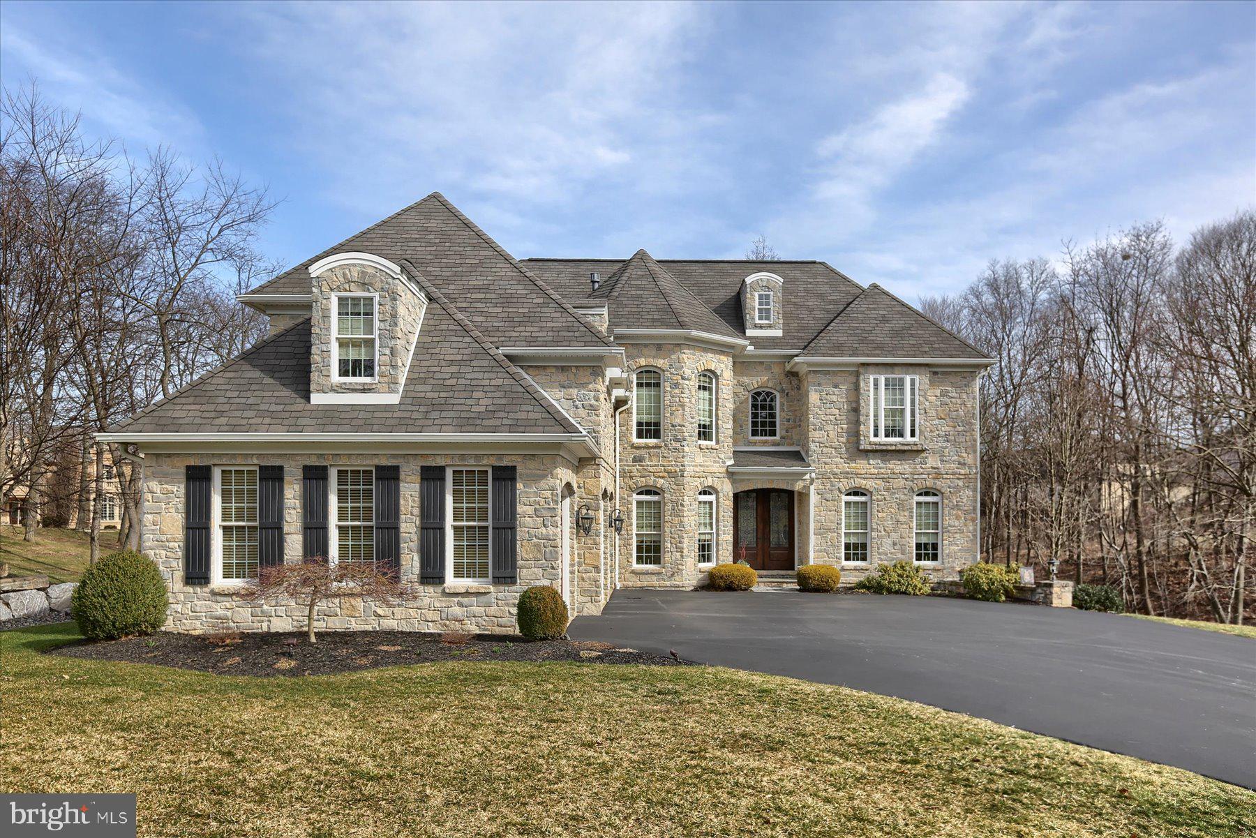 PINEHURST HILLS - Residential