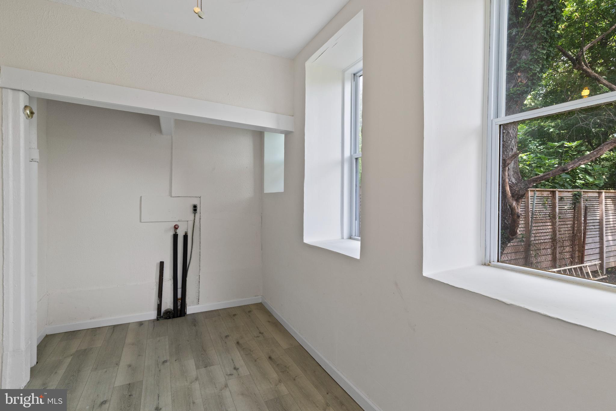 GERMANTOWN (WEST) - Residential