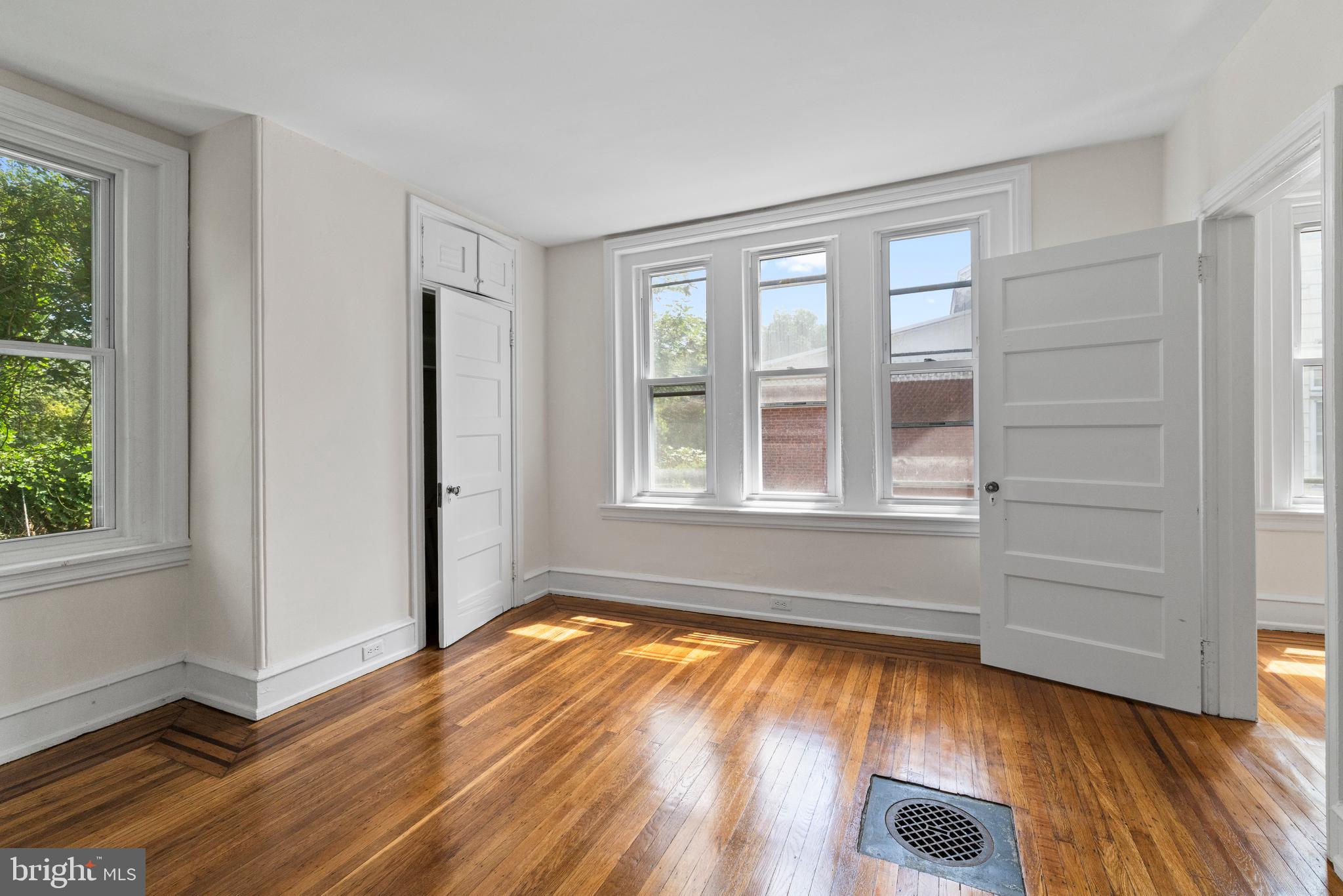 GERMANTOWN (WEST) - Residential