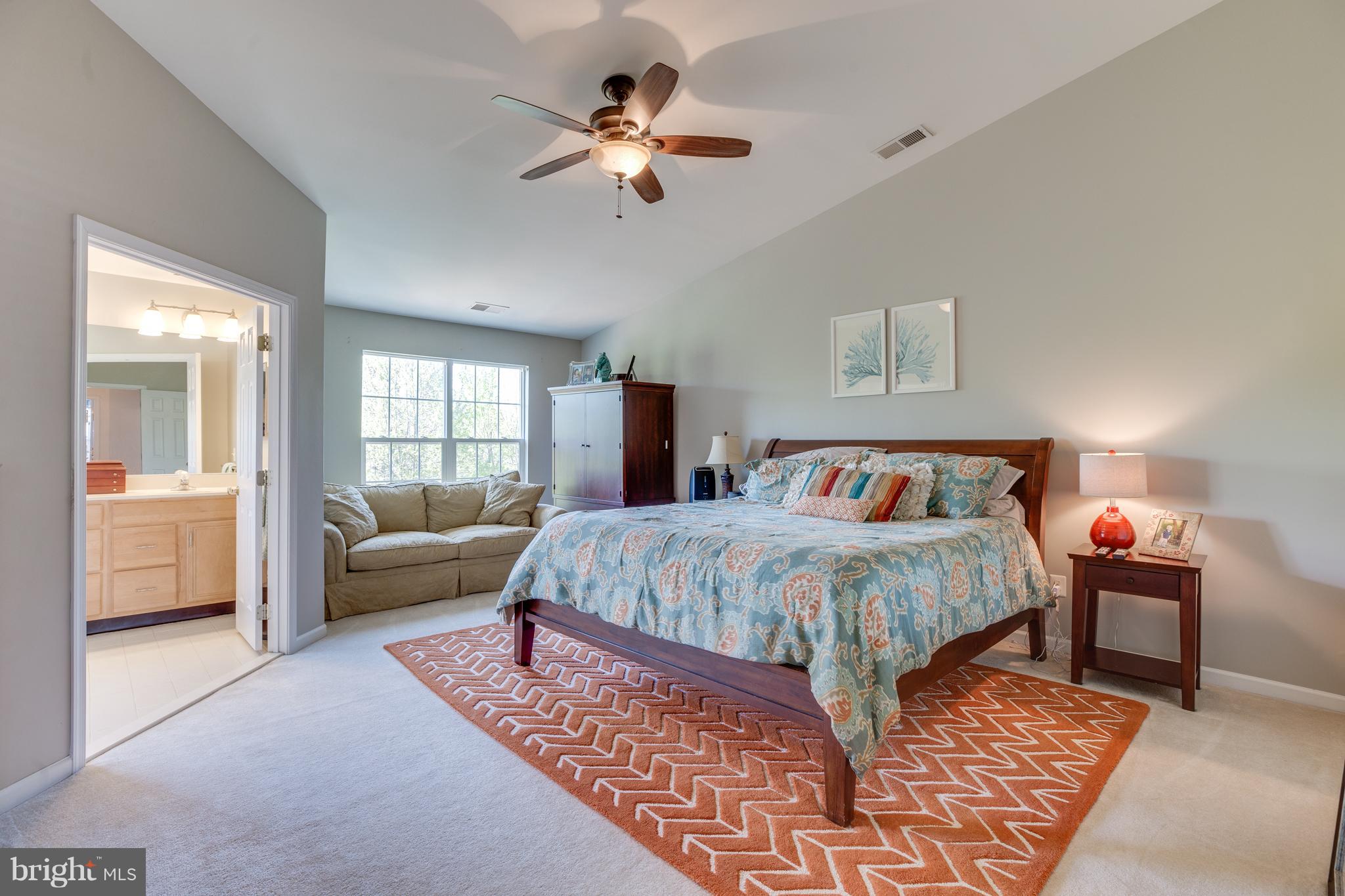 BELMONT LAND BAY - Residential Lease