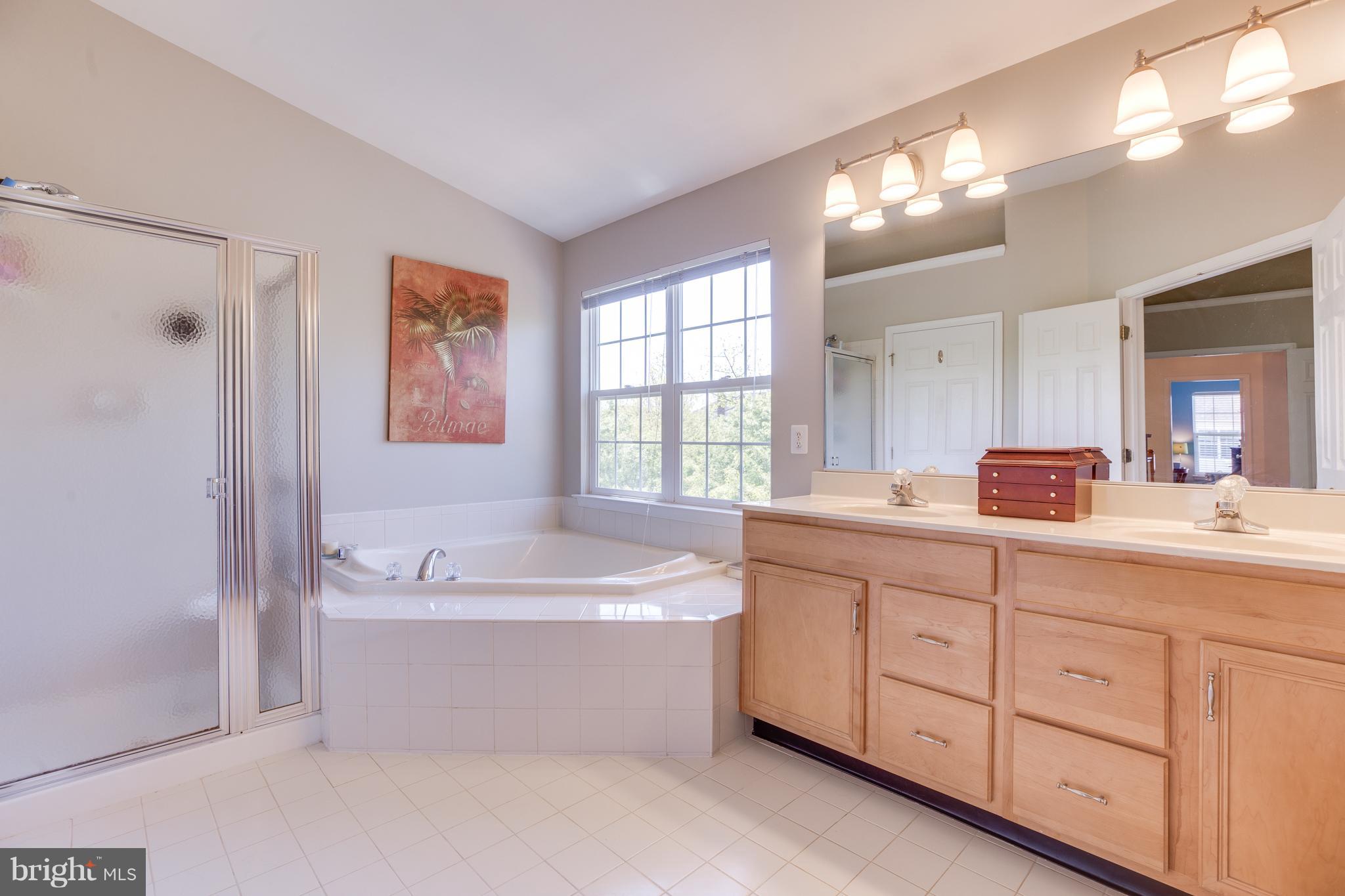 BELMONT LAND BAY - Residential Lease