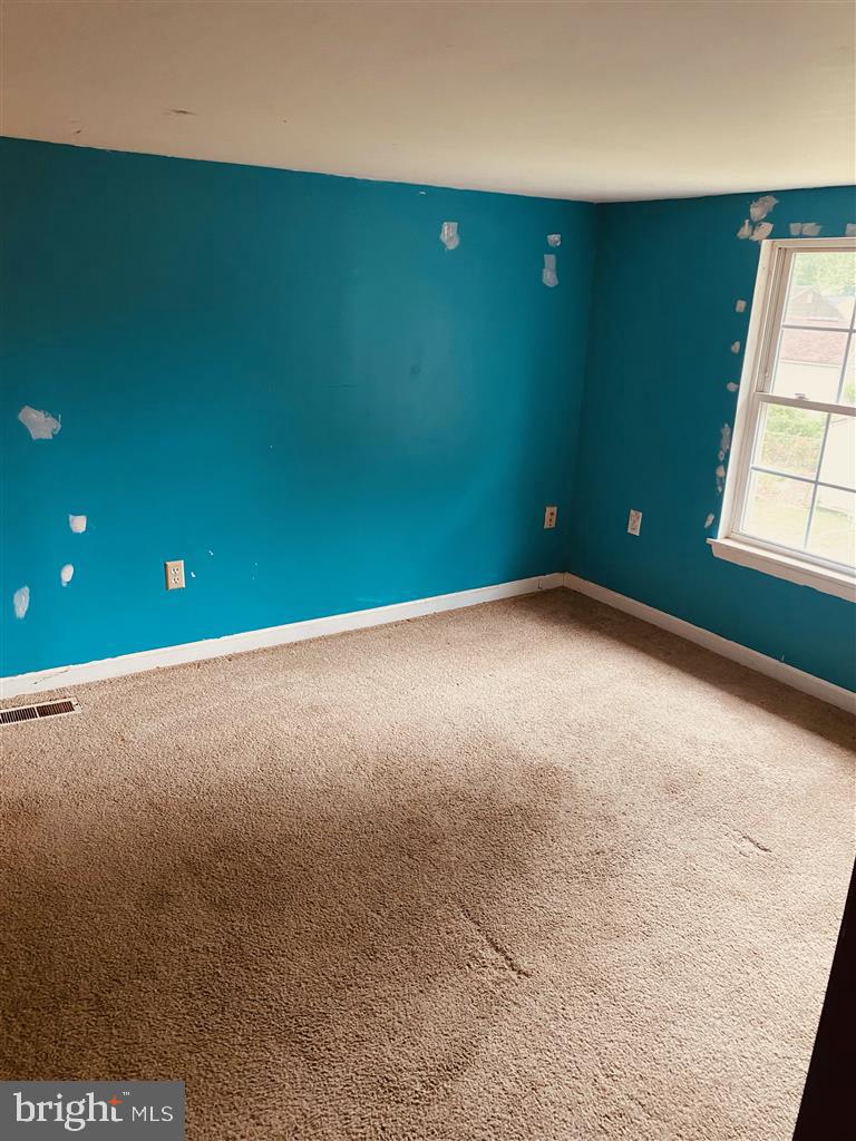 LYNDHURST - Residential