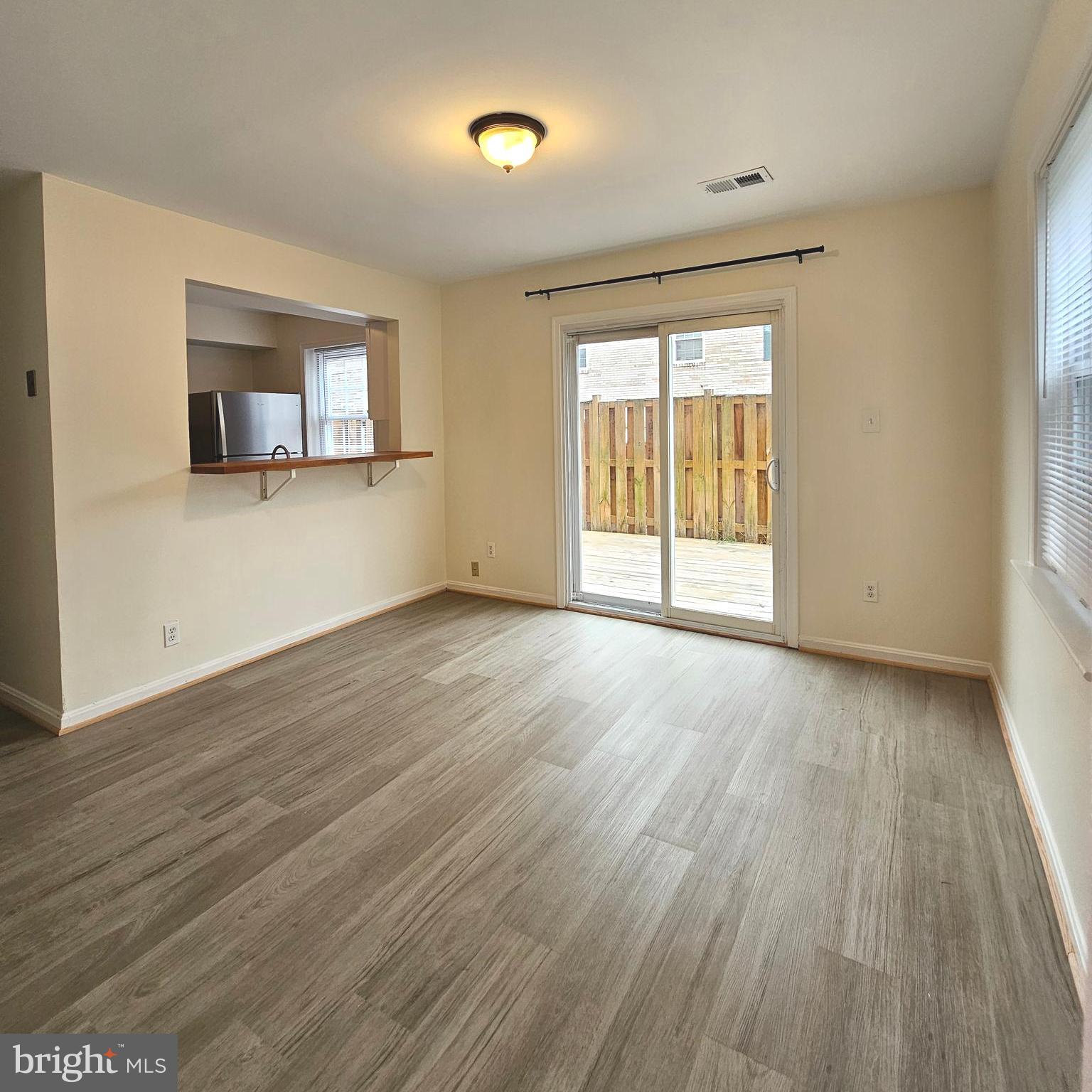 THE HIGHLANDS - Residential Lease