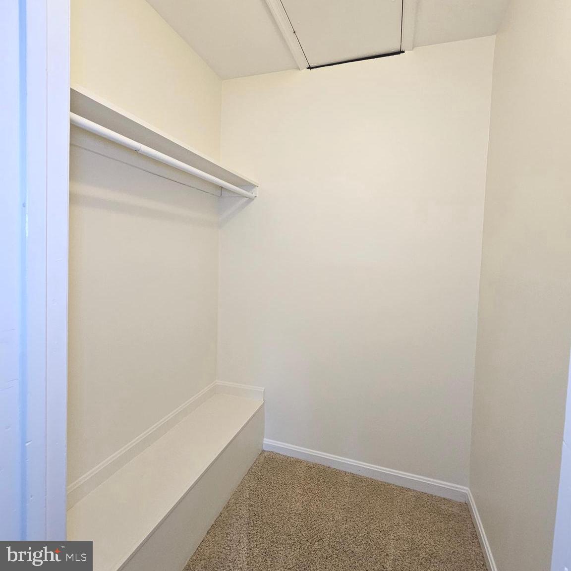 THE HIGHLANDS - Residential Lease