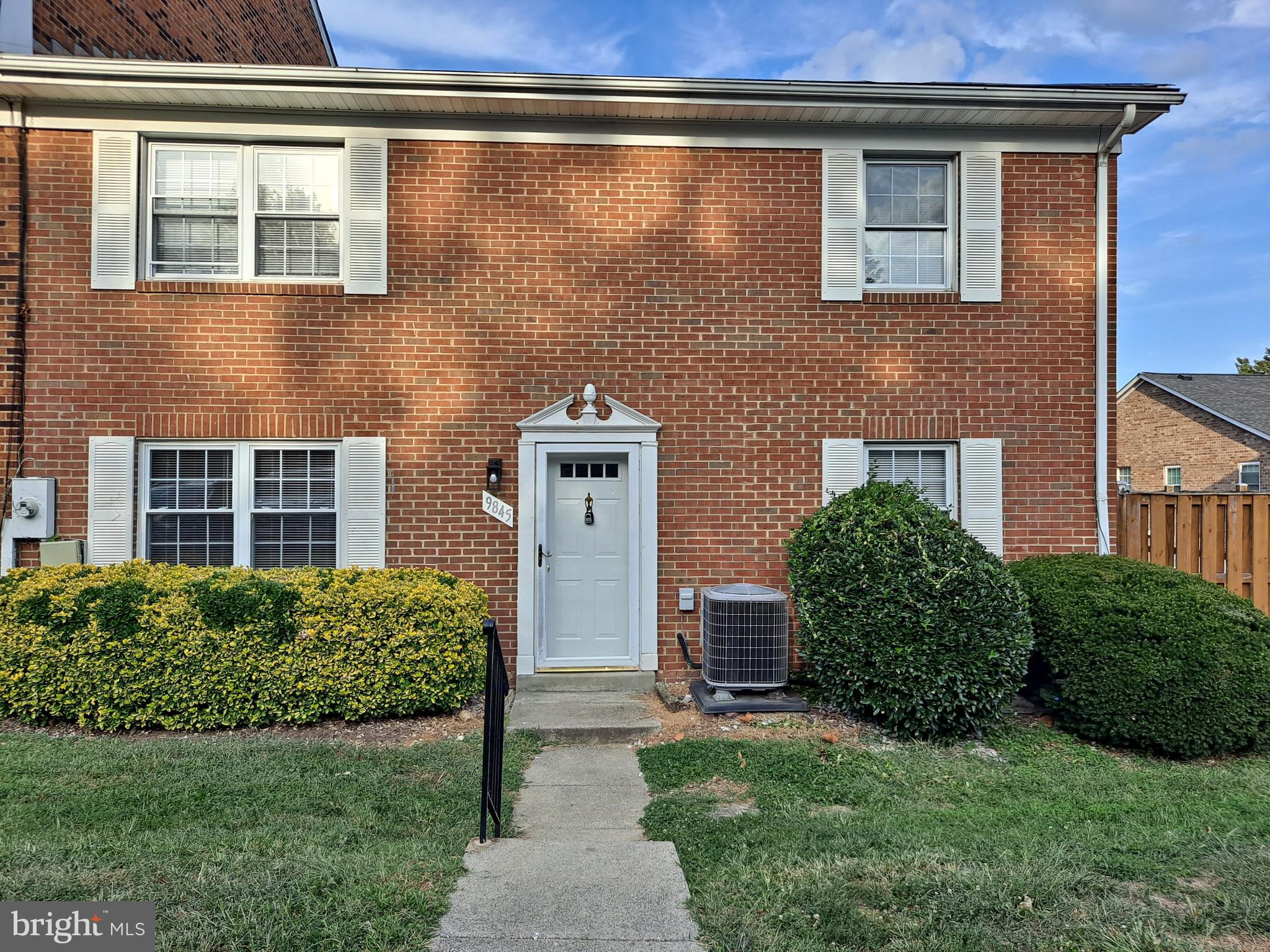 THE HIGHLANDS - Residential Lease