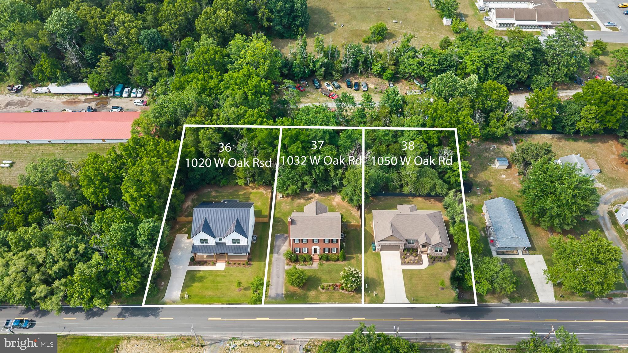 1032 W OAK ROAD