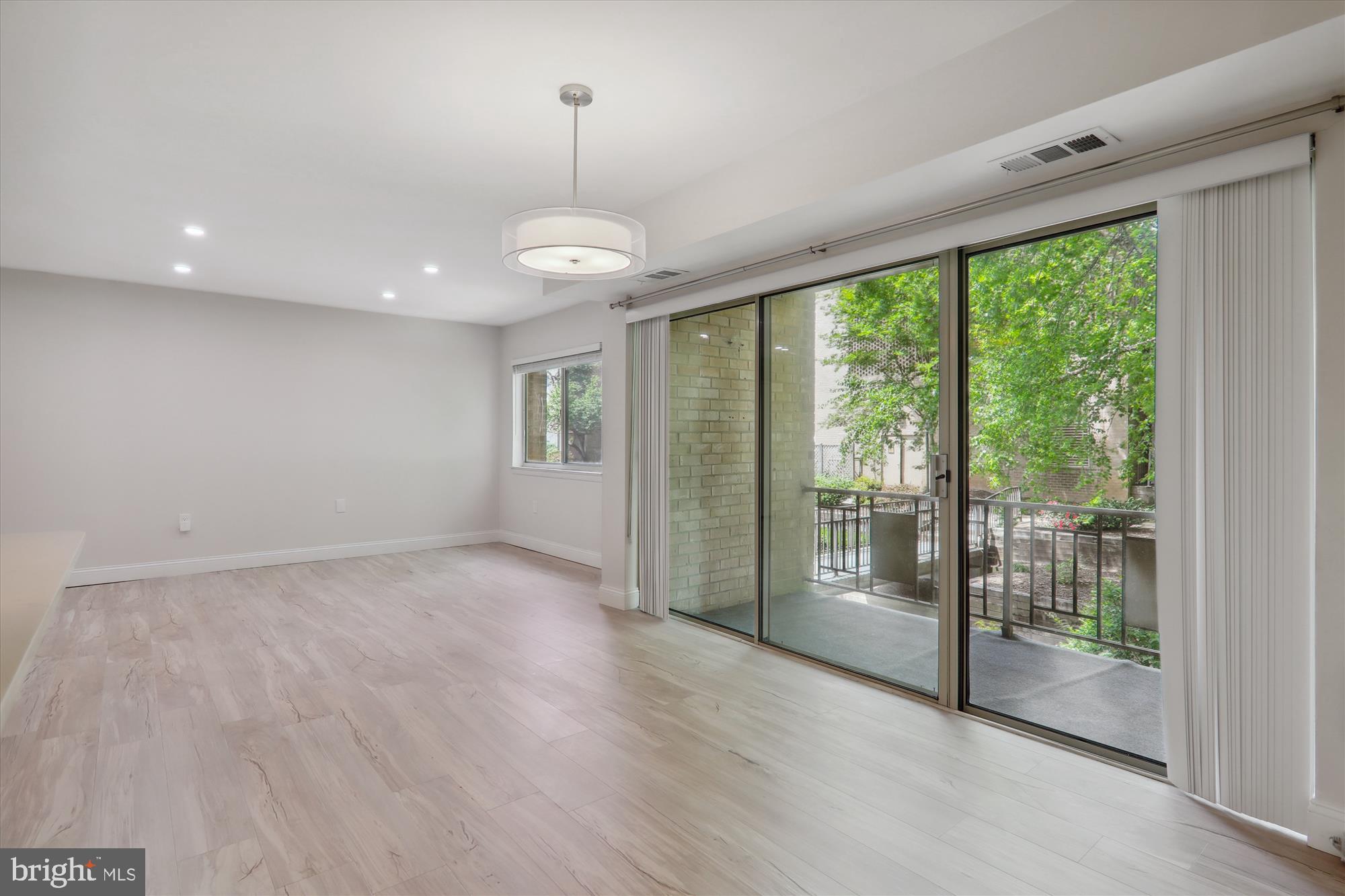 BETHESDA PARK - Residential