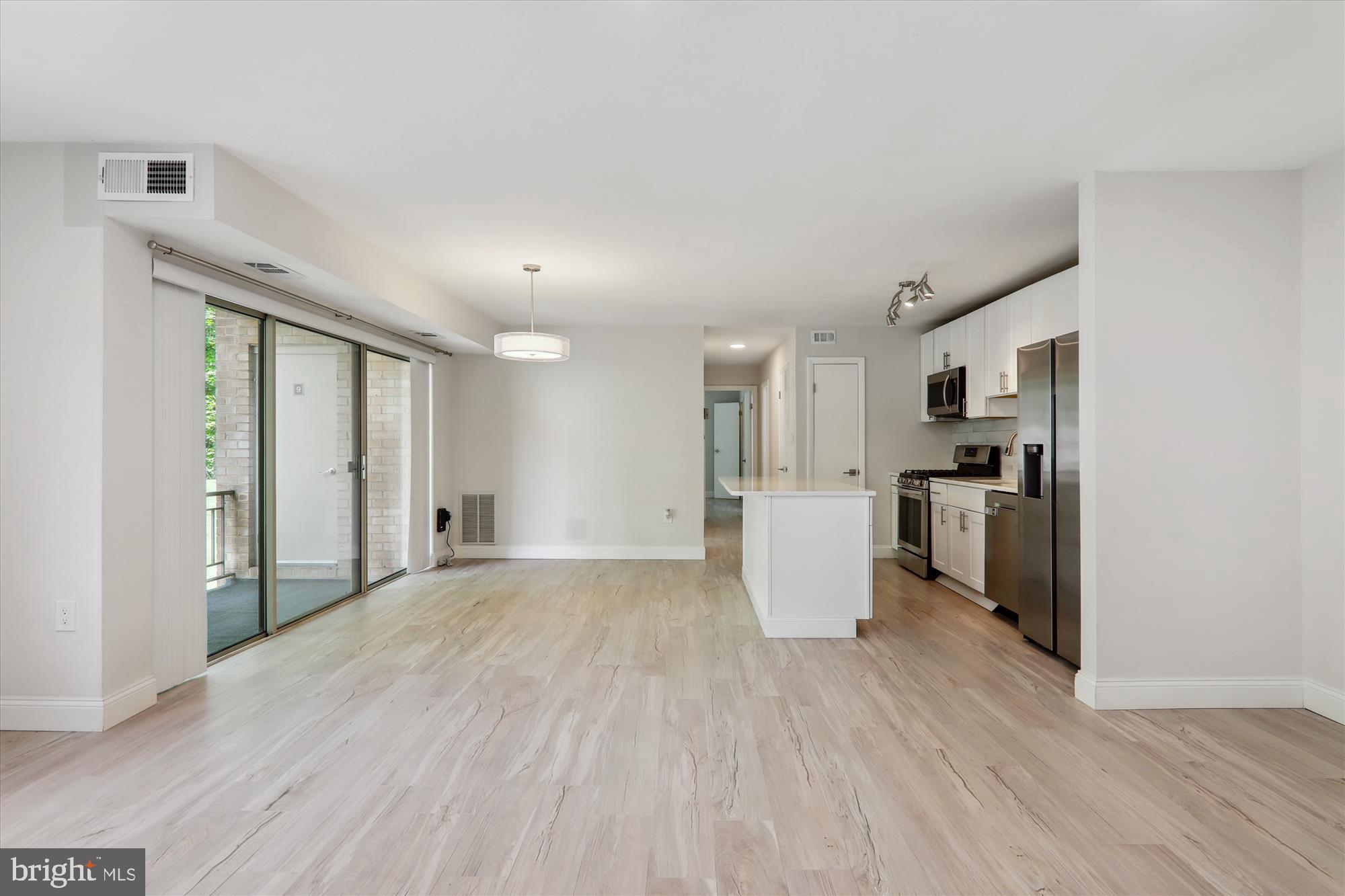 BETHESDA PARK - Residential