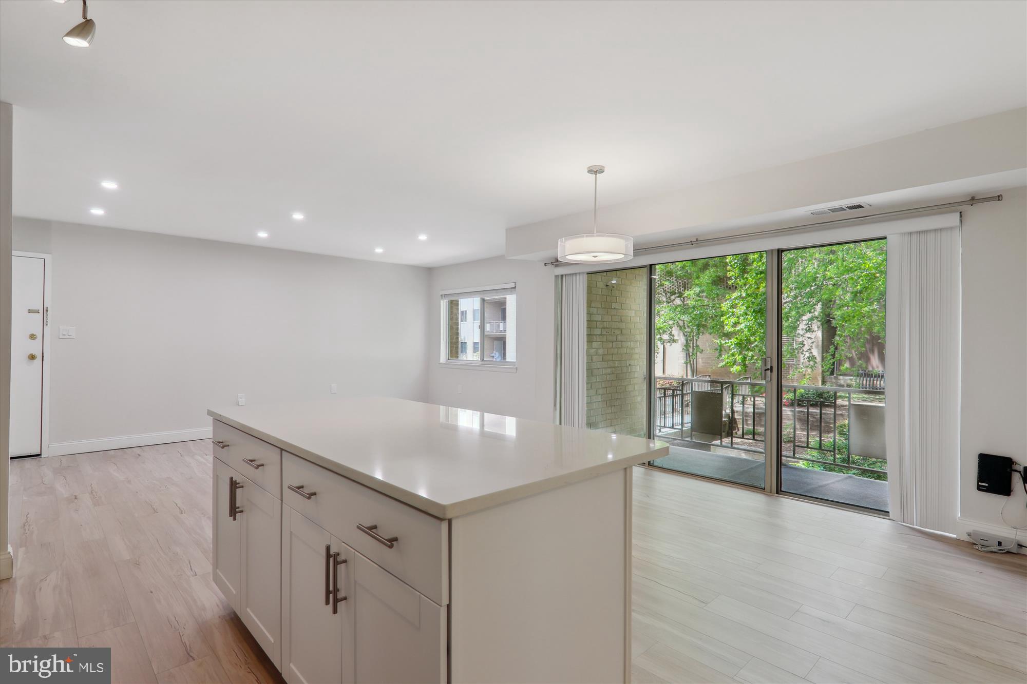 BETHESDA PARK - Residential