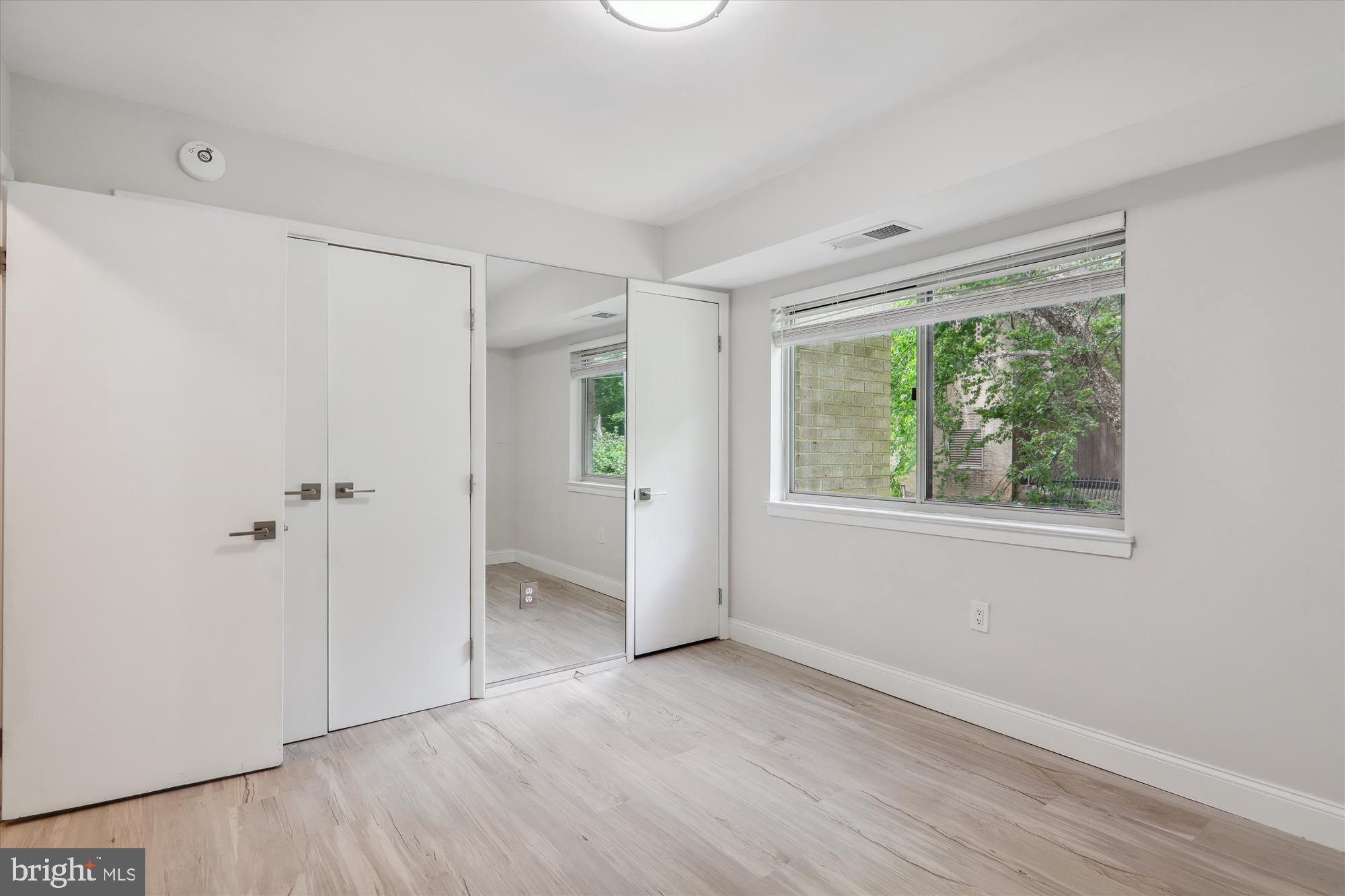 BETHESDA PARK - Residential