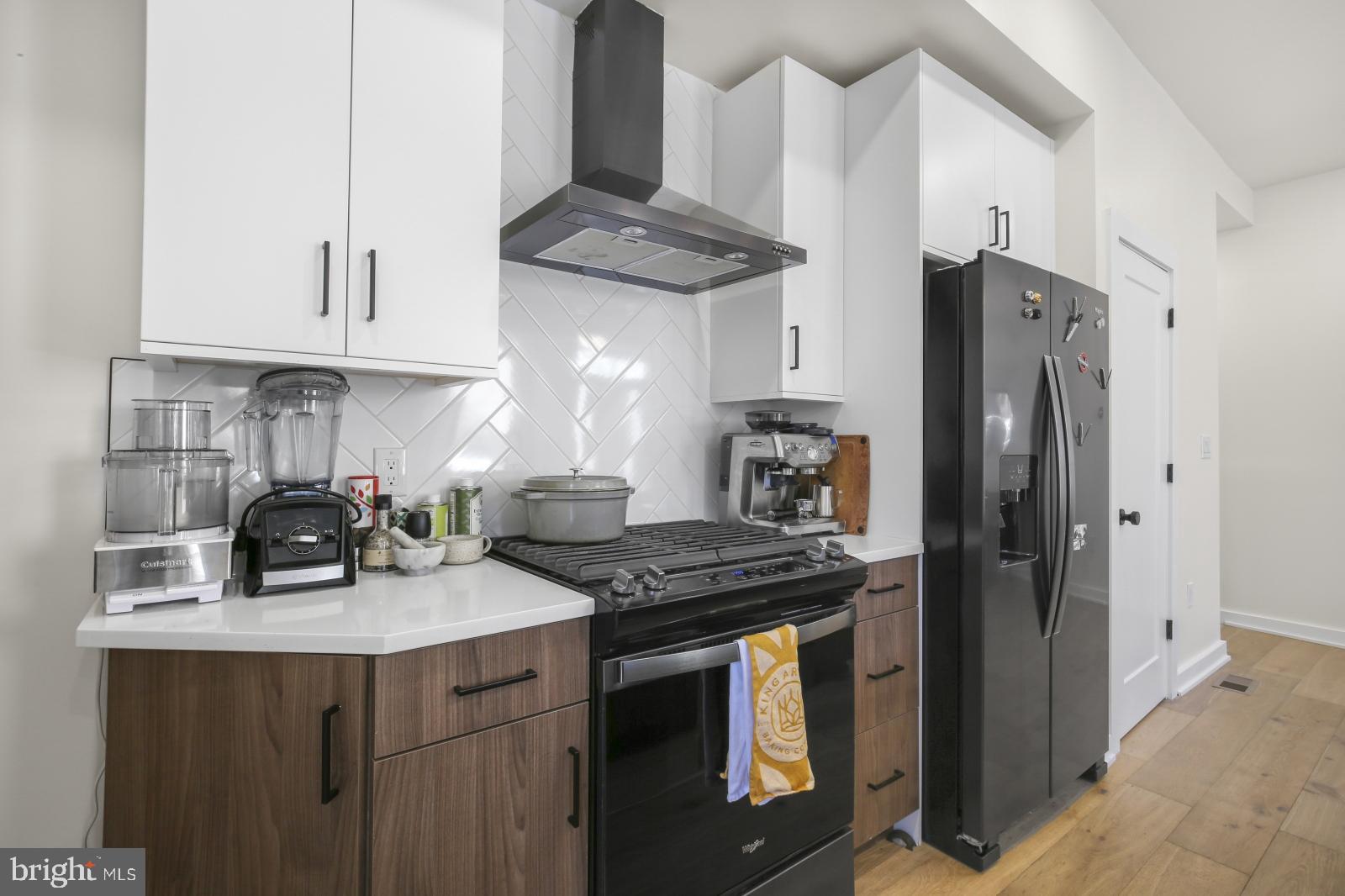 EAST KENSINGTON - Residential Lease