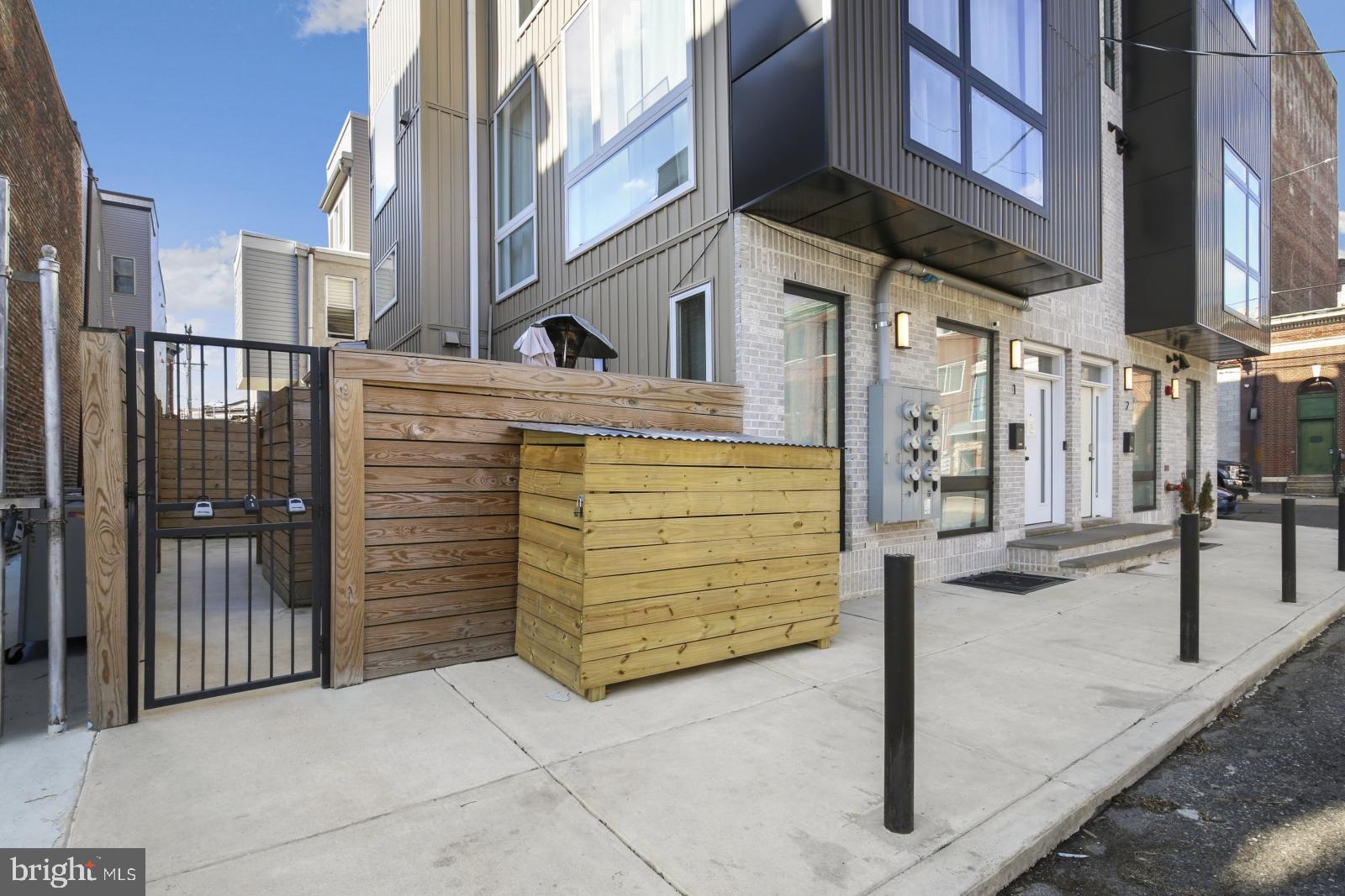 EAST KENSINGTON - Residential Lease