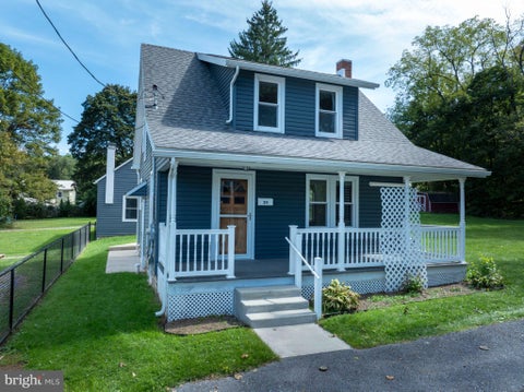 Photo for 211 PIN OAK STREET