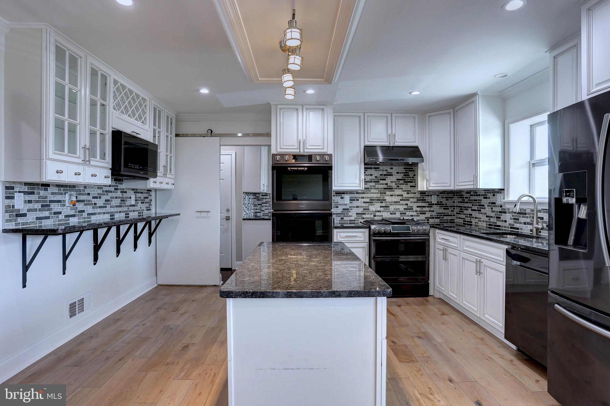 FALLSTAFF - Residential