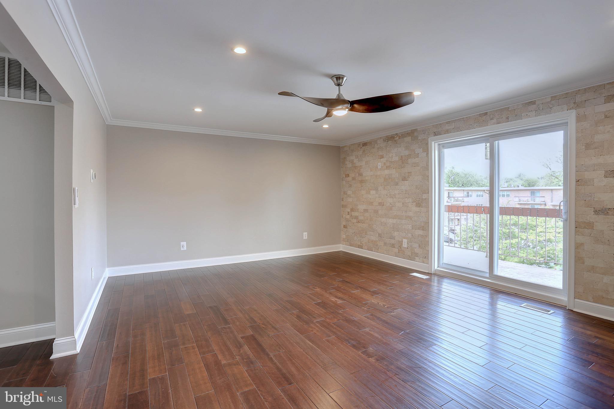 FALLSTAFF - Residential