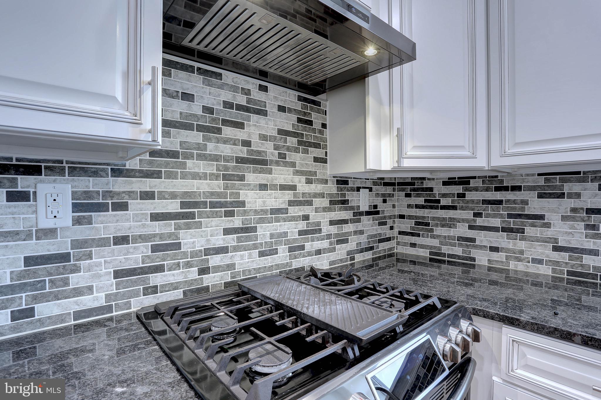 FALLSTAFF - Residential