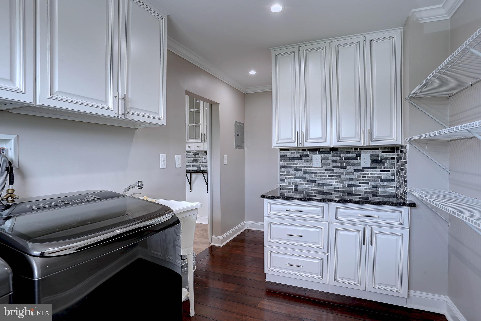 FALLSTAFF - Residential