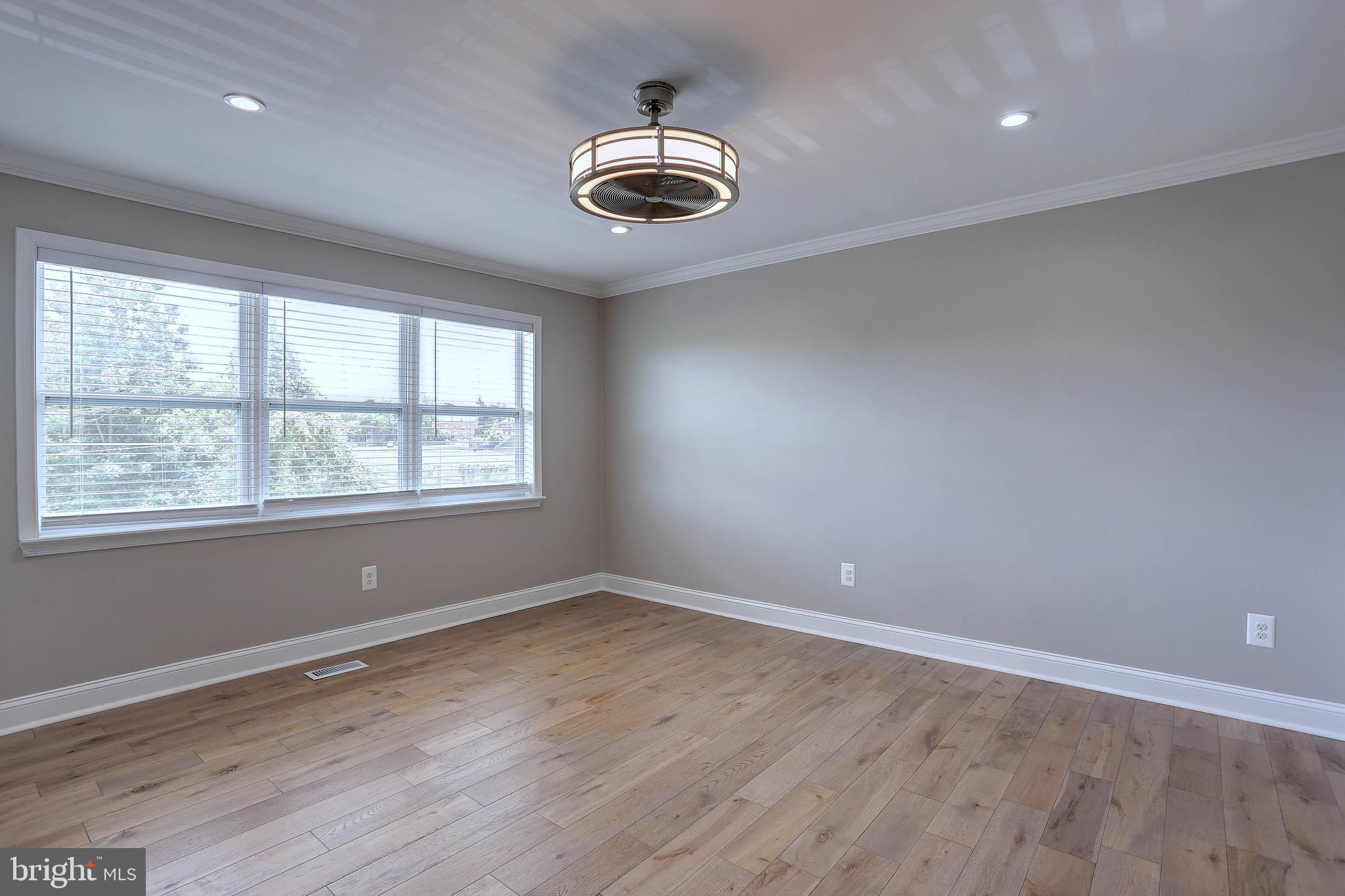 FALLSTAFF - Residential