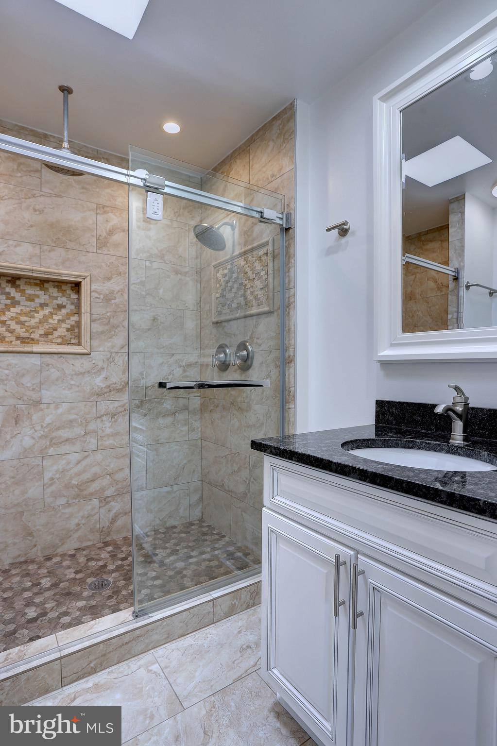 FALLSTAFF - Residential