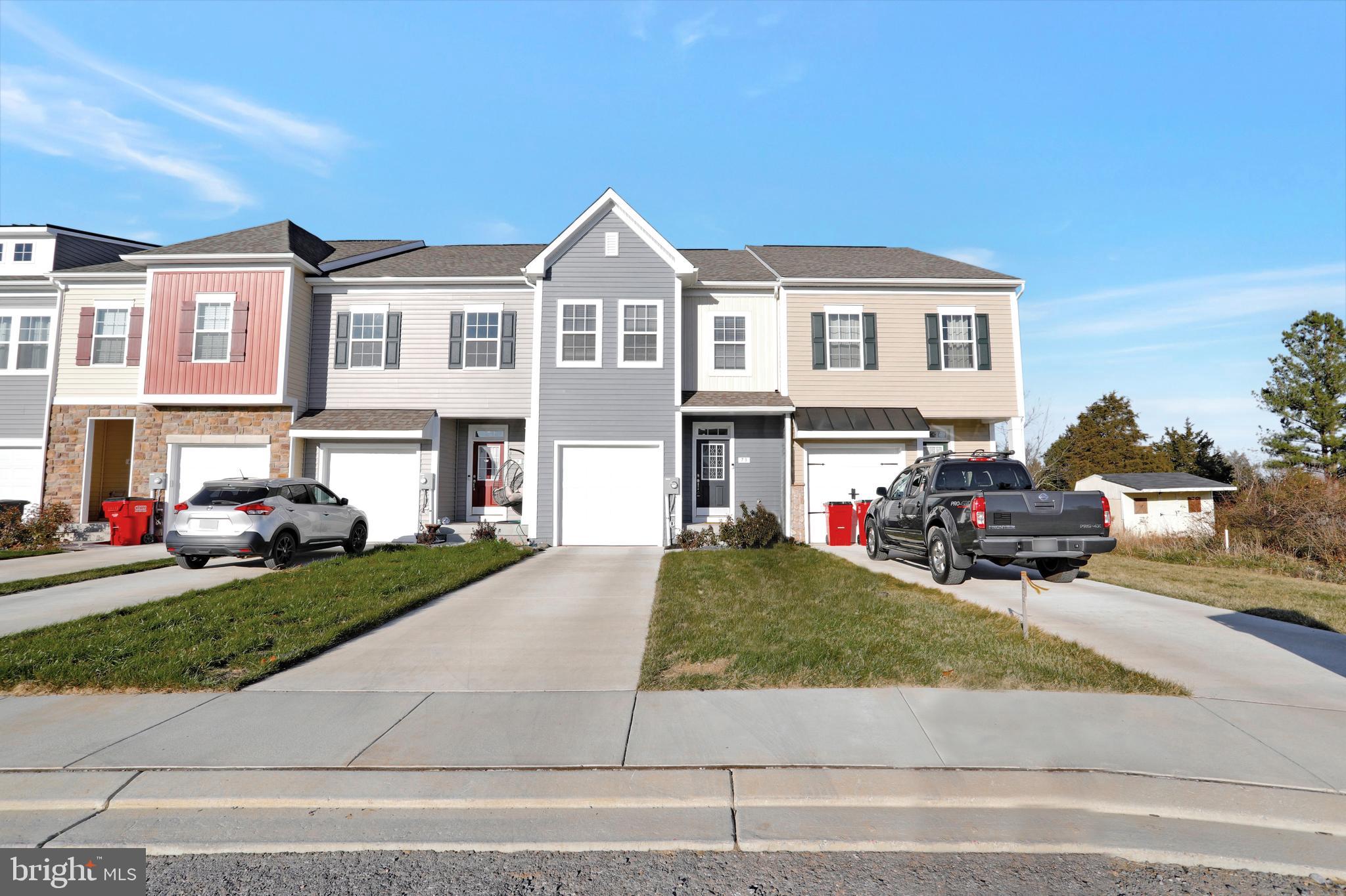 MCCAULEY CROSSING - Residential