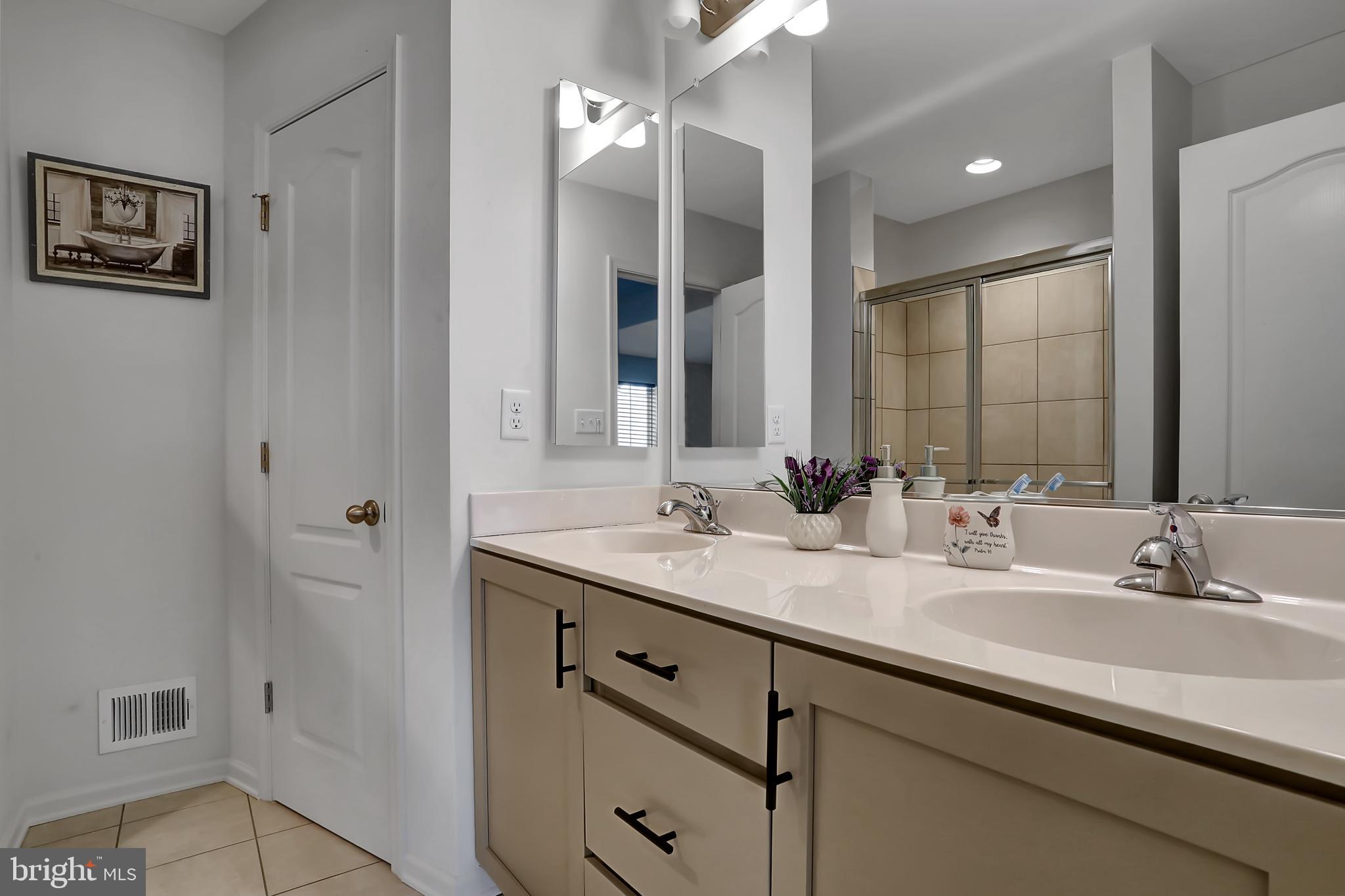 MCCAULEY CROSSING - Residential