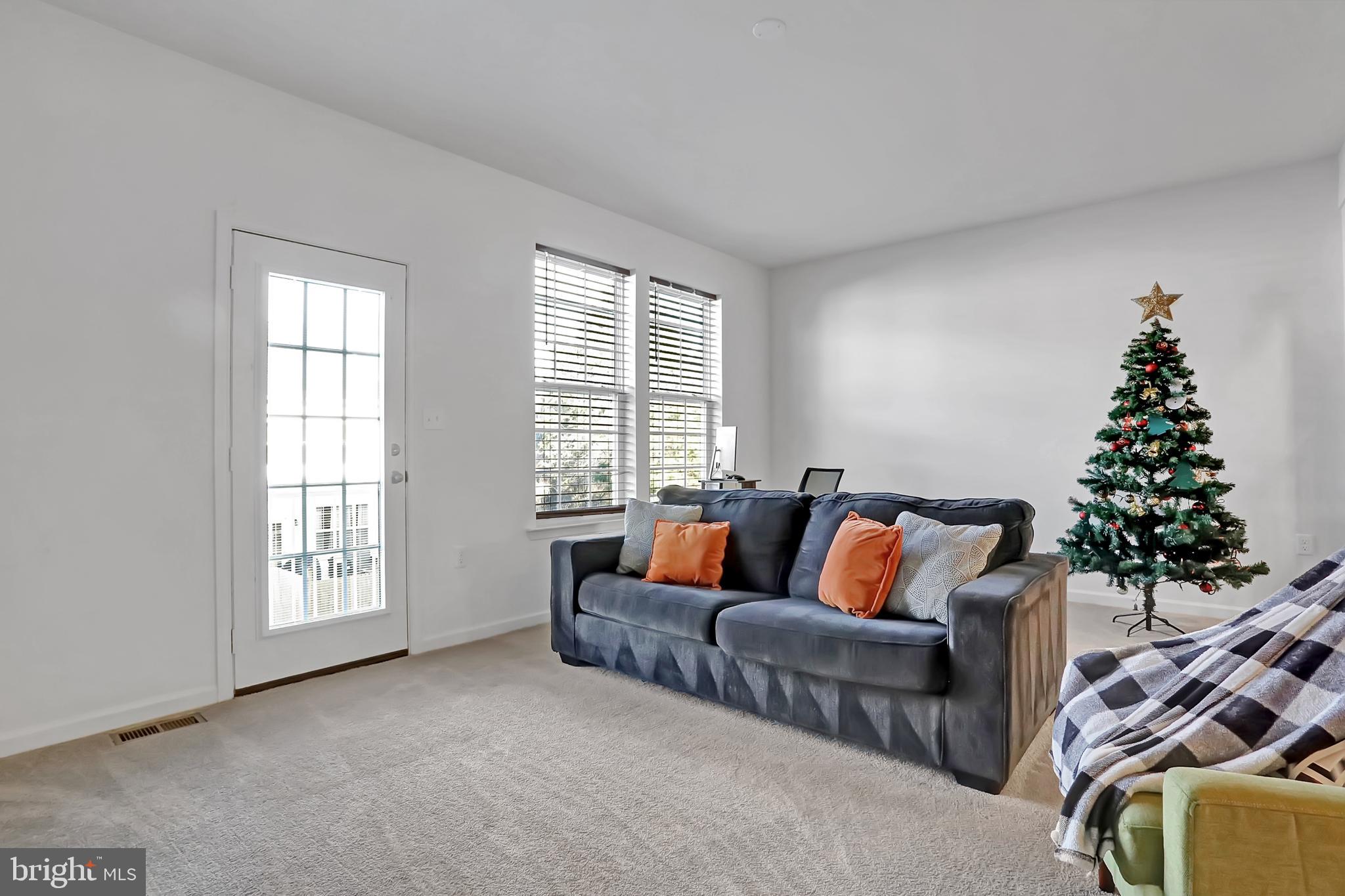 MCCAULEY CROSSING - Residential