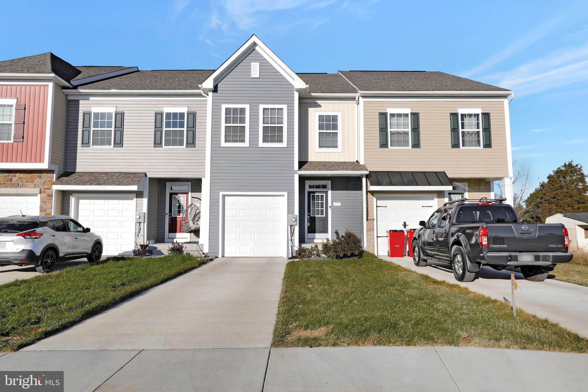 MCCAULEY CROSSING - Residential