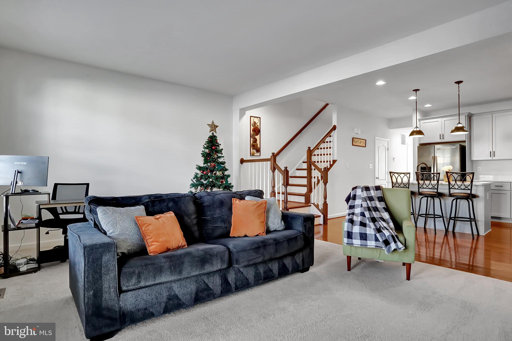 MCCAULEY CROSSING - Residential