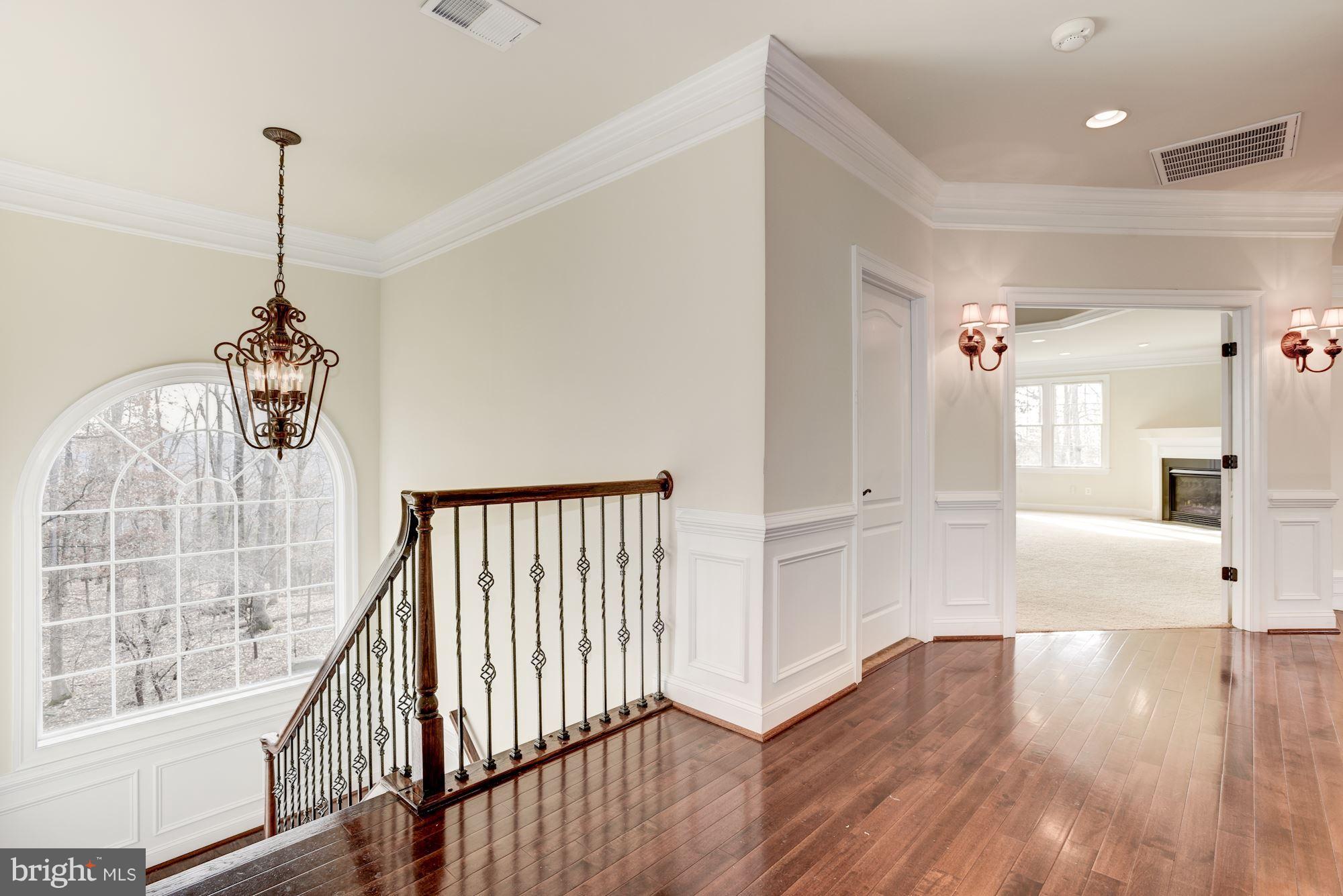 LANSDOWNE ON THE POTOMAC - Residential