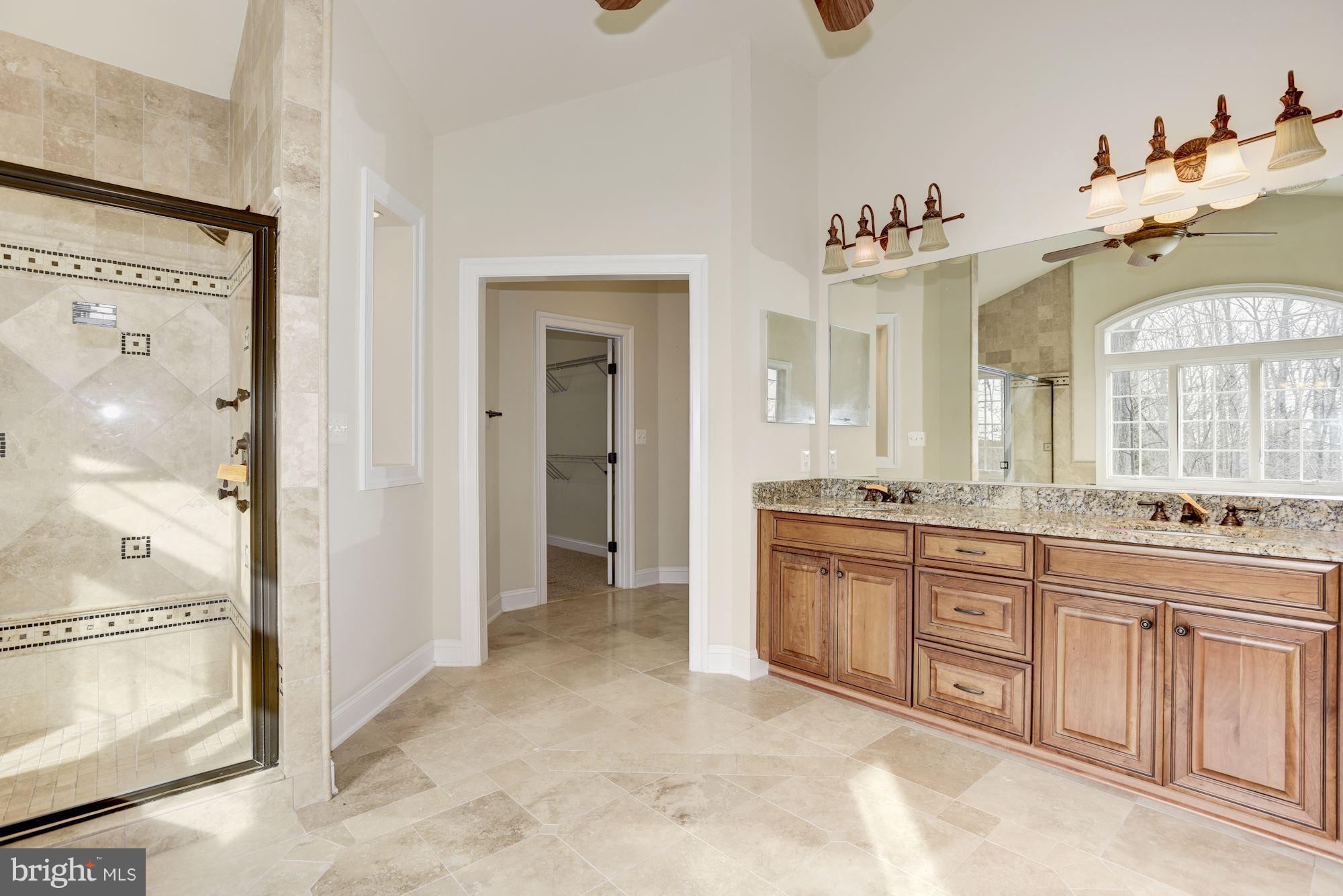 LANSDOWNE ON THE POTOMAC - Residential