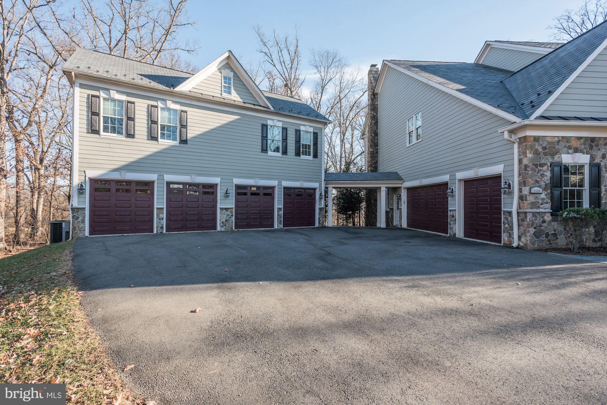LANSDOWNE ON THE POTOMAC - Residential