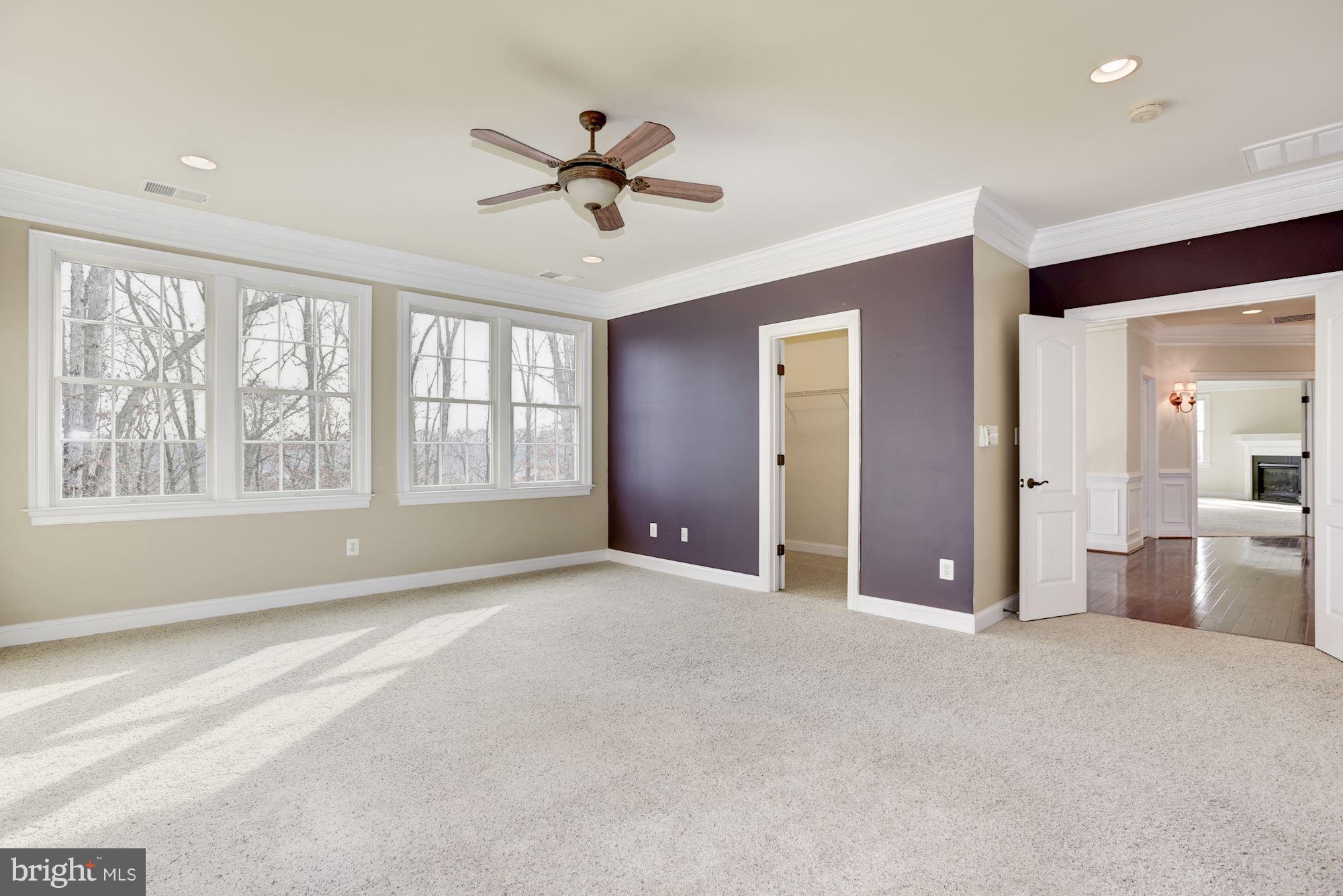 LANSDOWNE ON THE POTOMAC - Residential