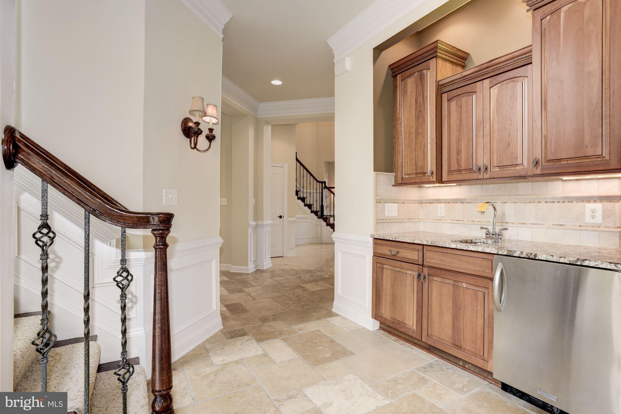 LANSDOWNE ON THE POTOMAC - Residential