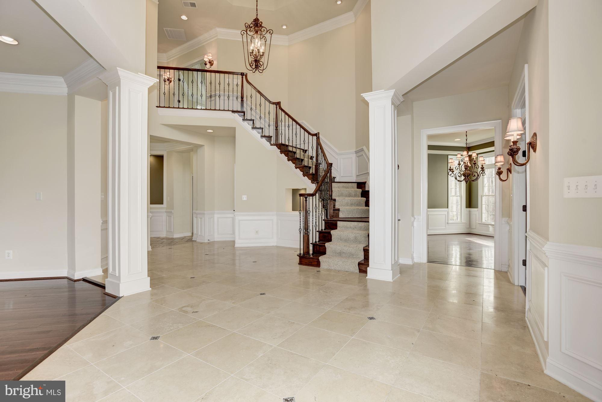 LANSDOWNE ON THE POTOMAC - Residential