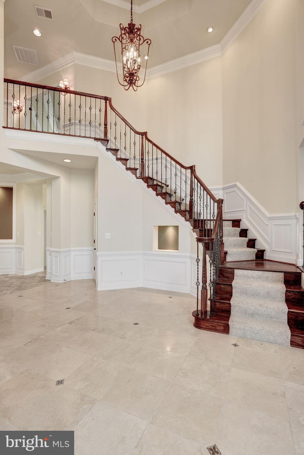 LANSDOWNE ON THE POTOMAC - Residential