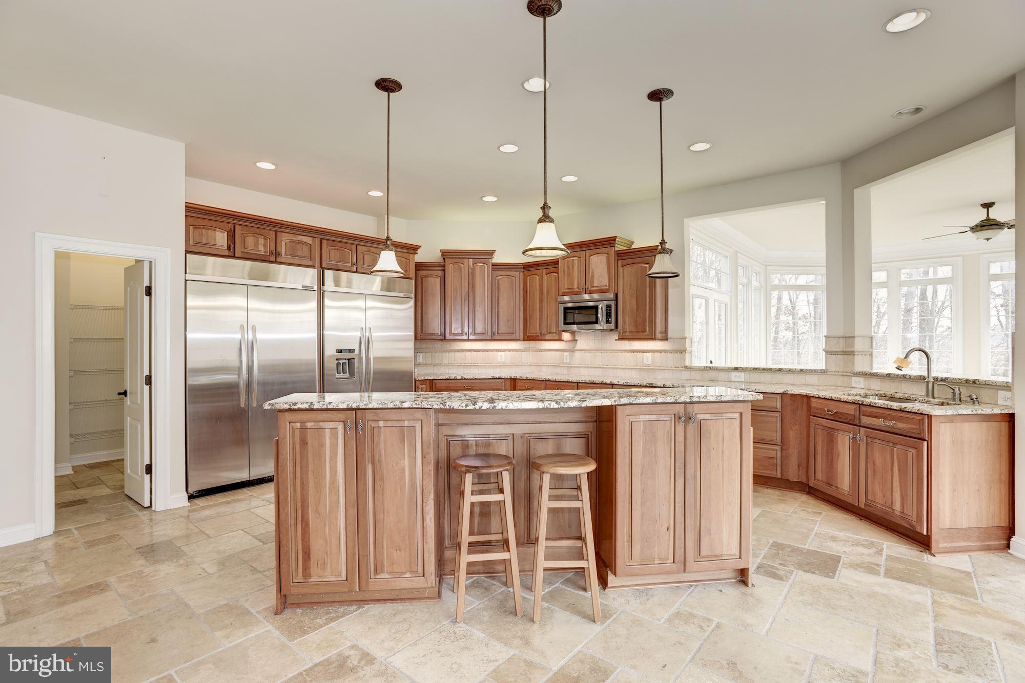 LANSDOWNE ON THE POTOMAC - Residential