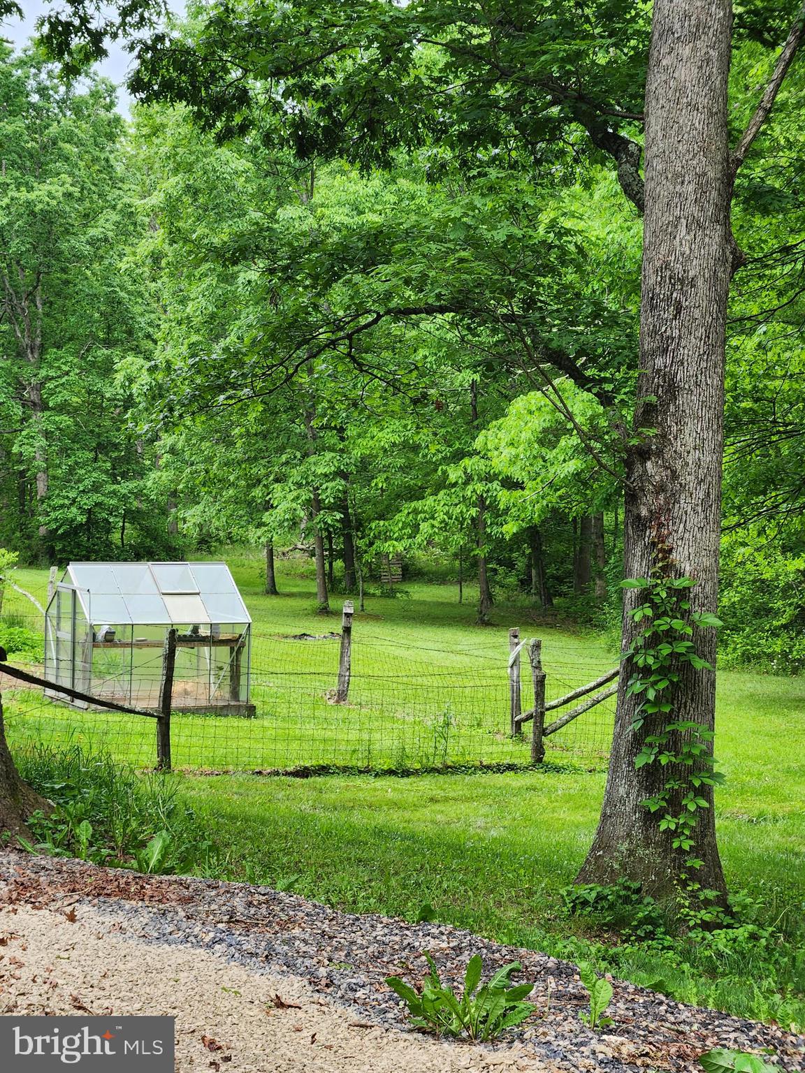 1367 ED ARNOLD ROAD