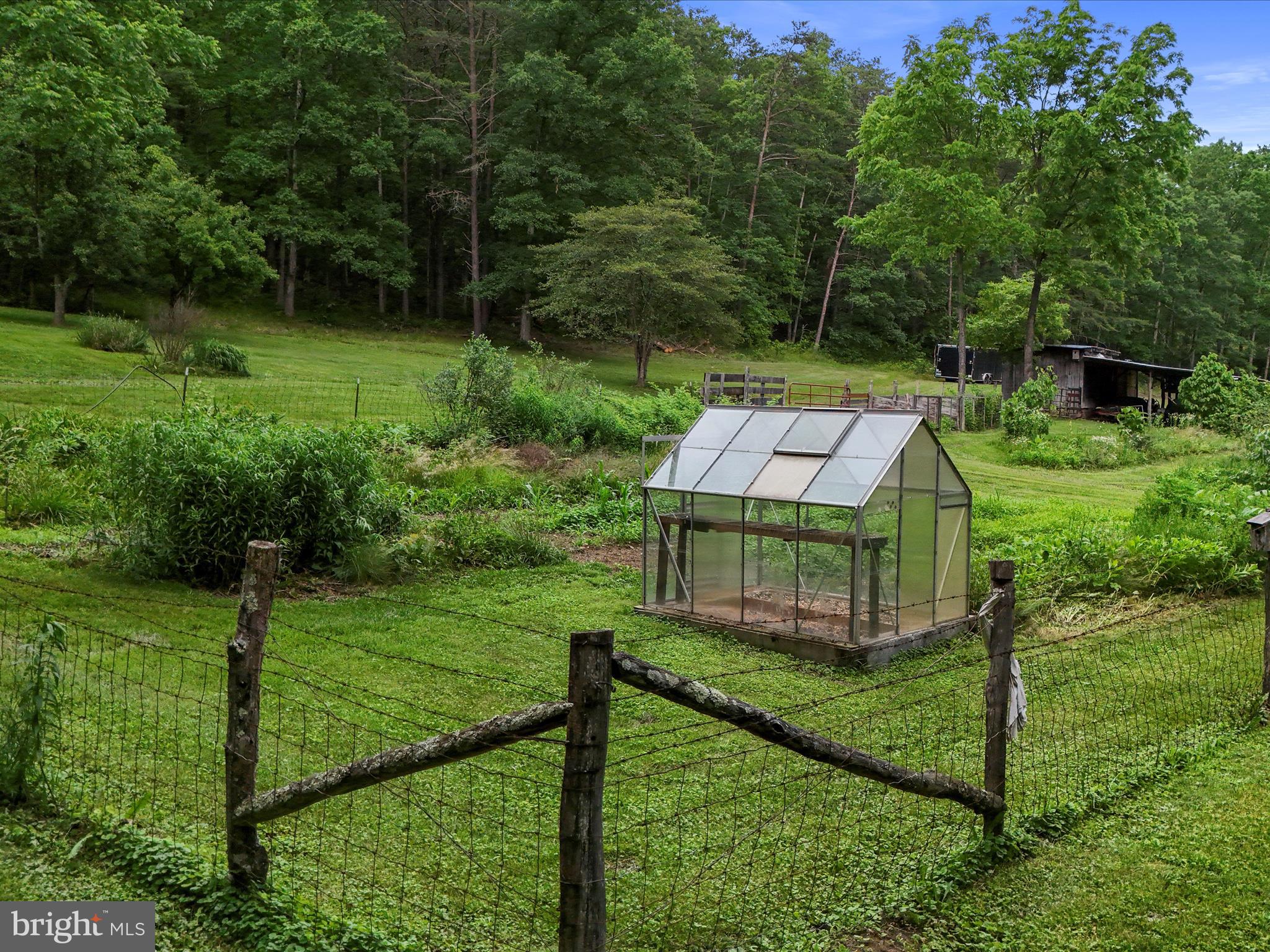 1367 ED ARNOLD ROAD